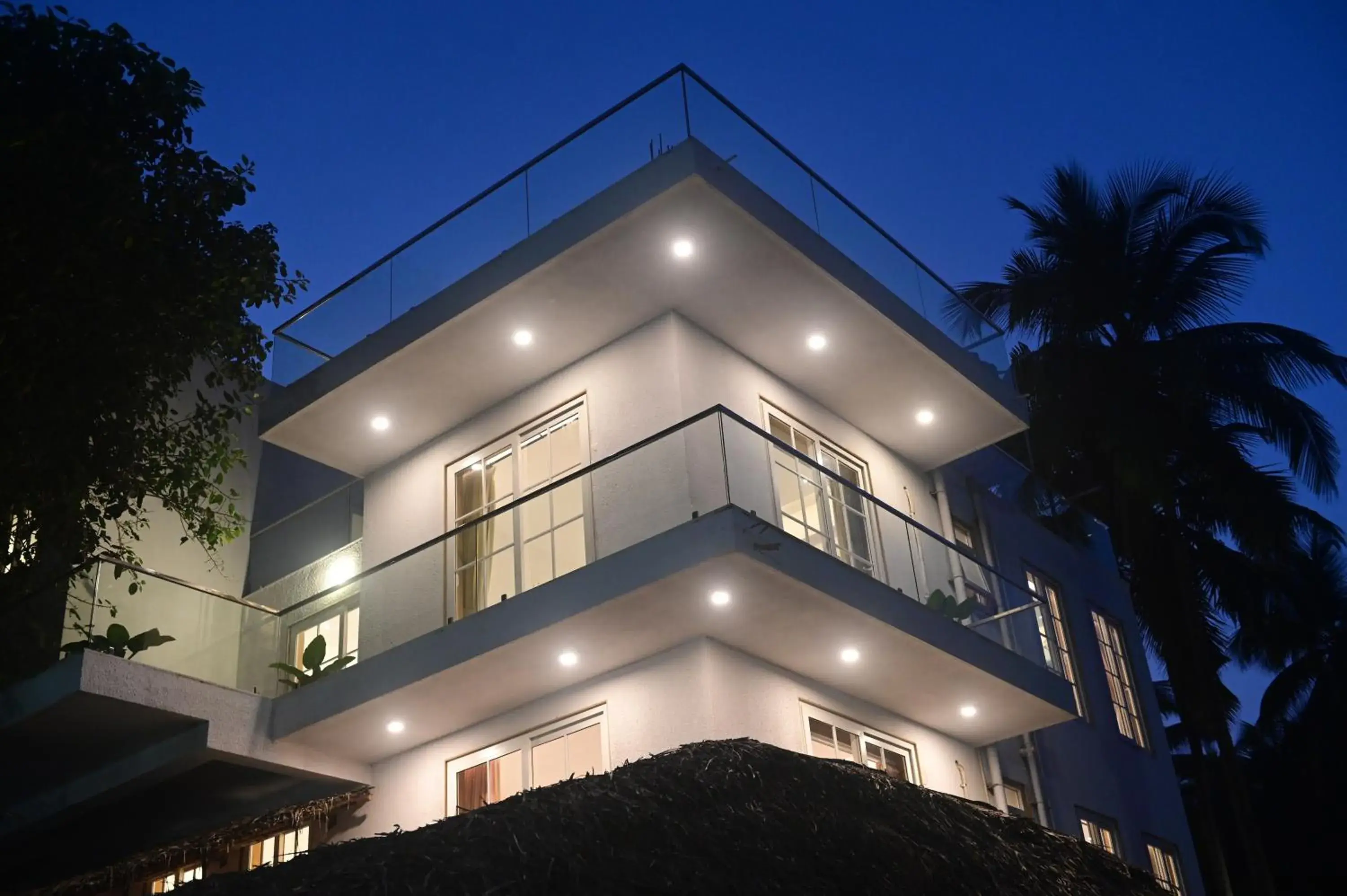 Property building in Boheme Property building in Boheme