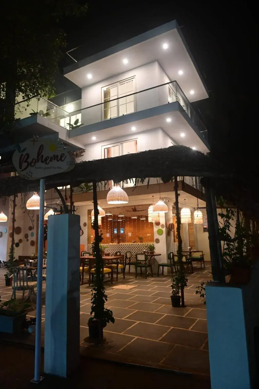 Property building in Boheme Property building in Boheme