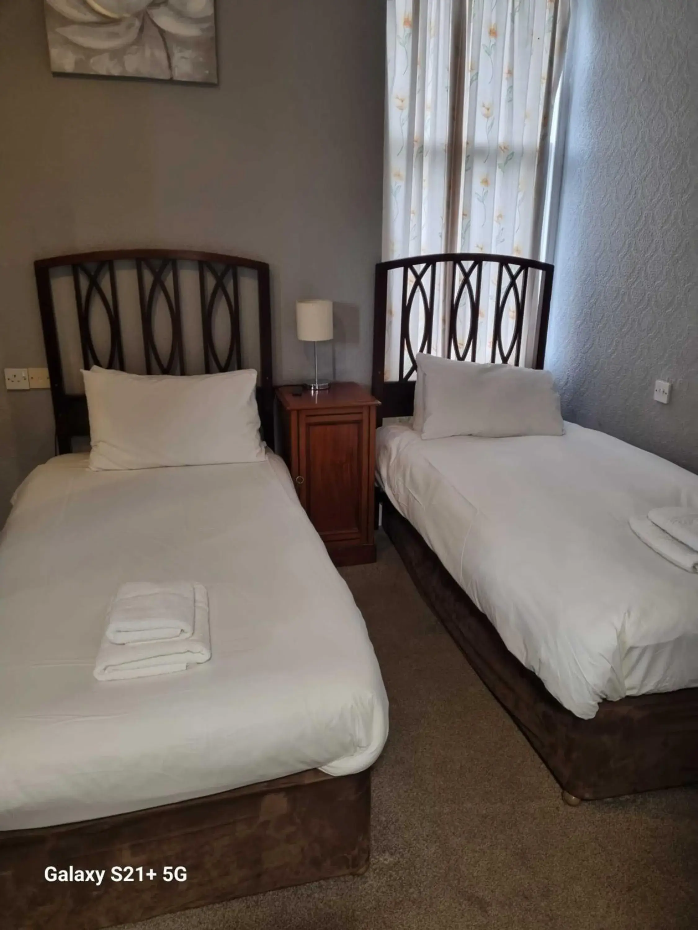 Standard Twin Room in OYO The Station Hotel Penrith Standard Twin Room in OYO The Station Hotel Penrith