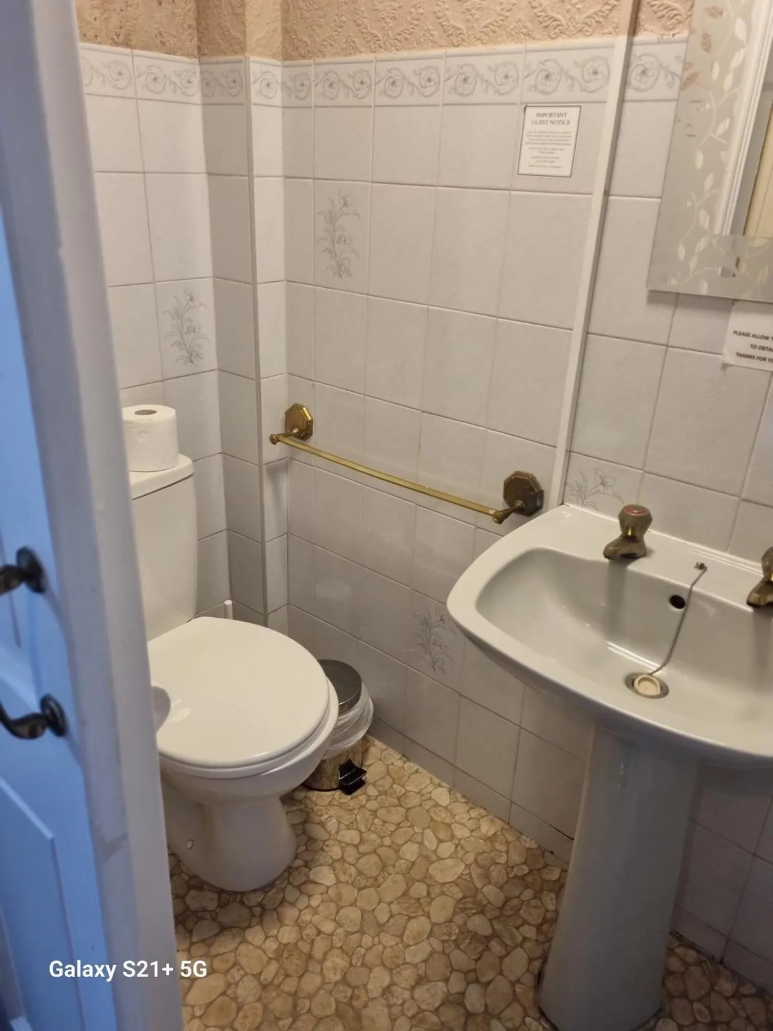 Bedroom in OYO The Station Hotel Penrith