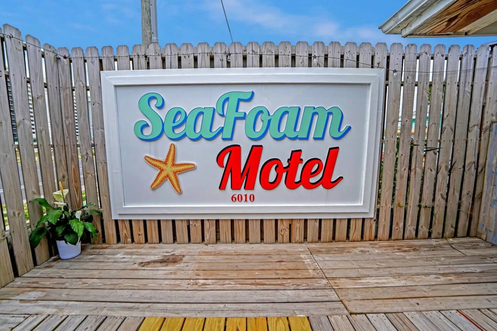 Sea Foam Suites