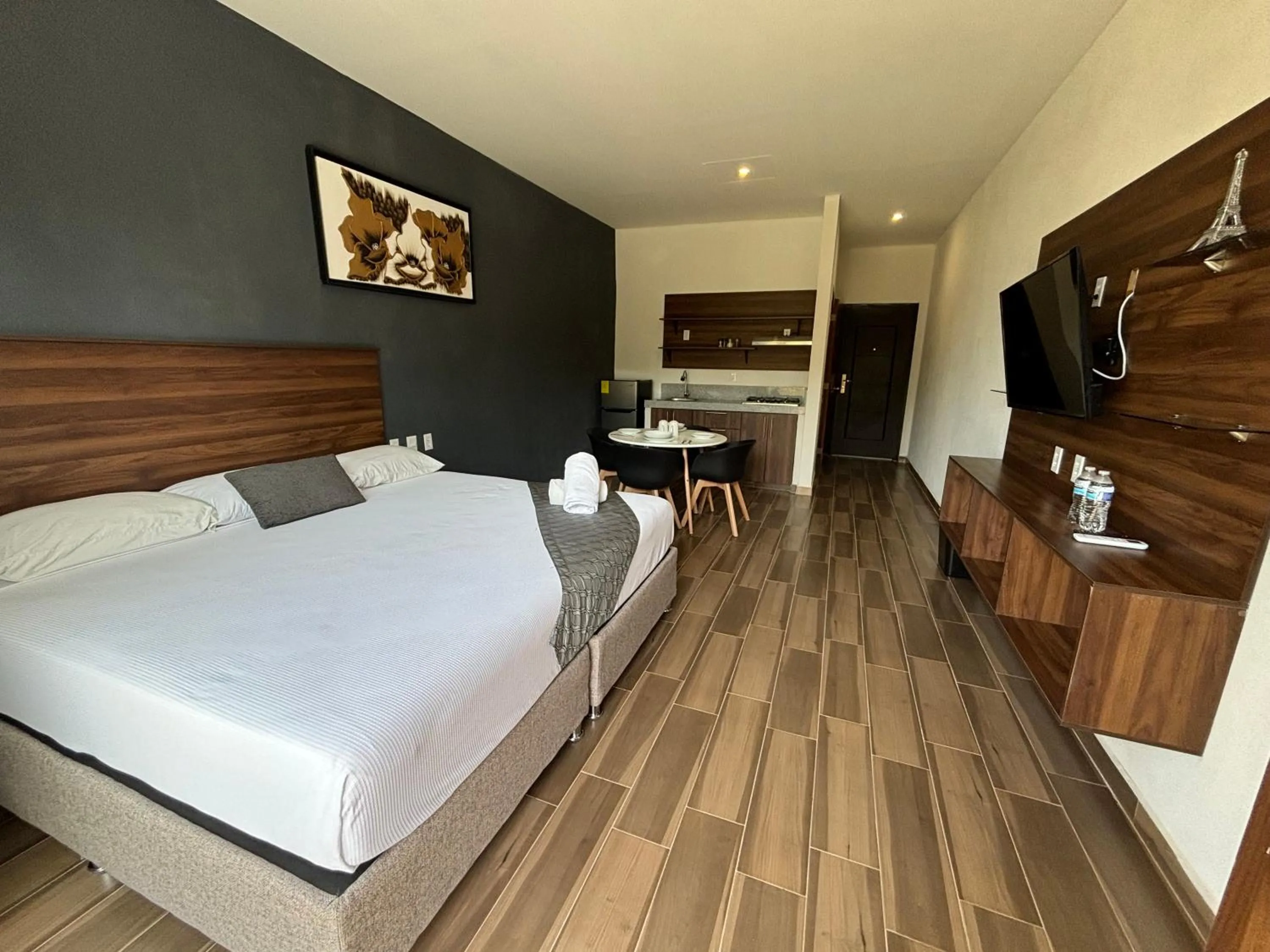 Photo of the whole room, Bed in Lofts Terra Nuevo Vallarta