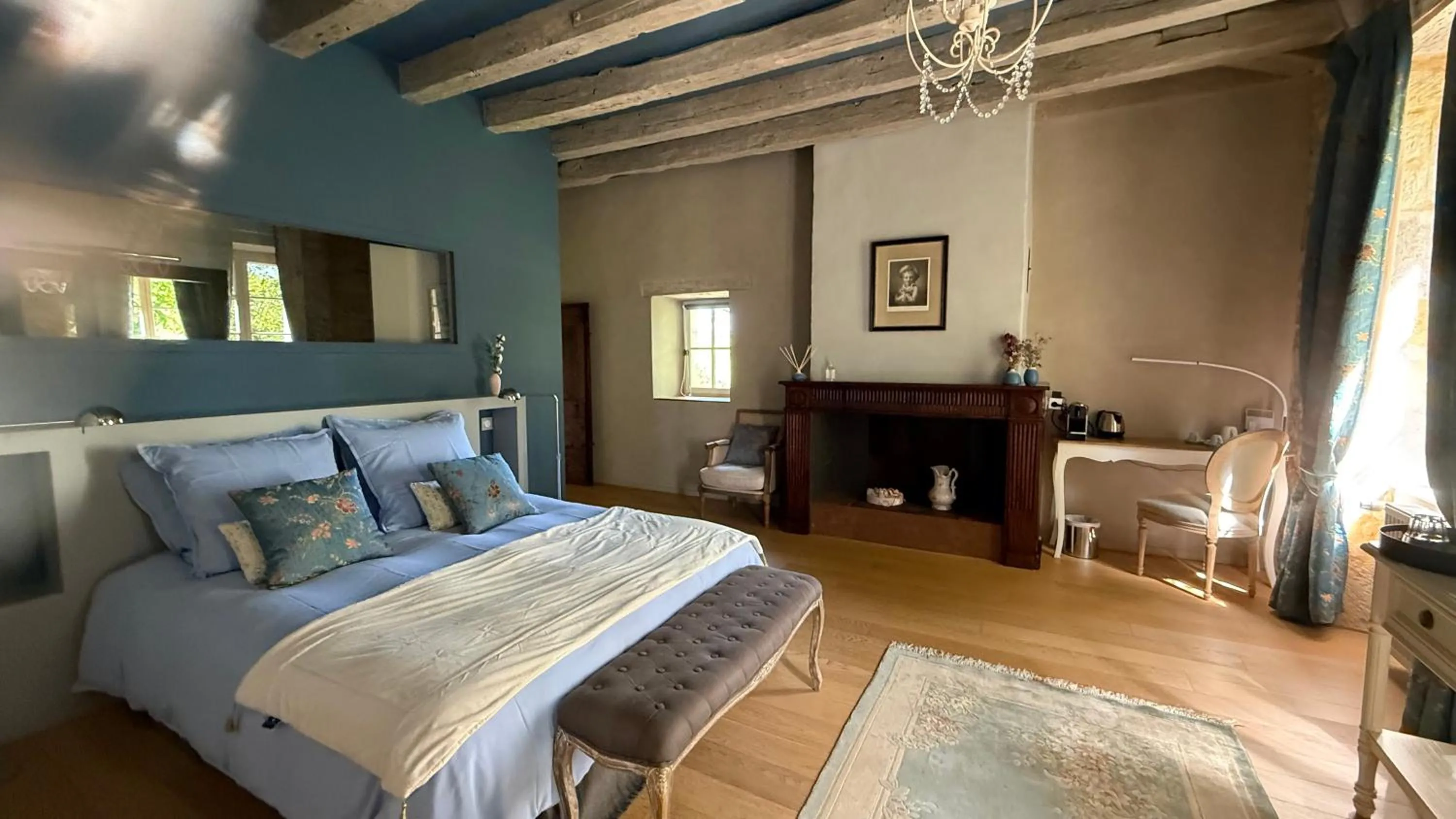 Bedroom, Bed in Les Hauts de Sauliès - Chambre et Table d'Hôtes de charme