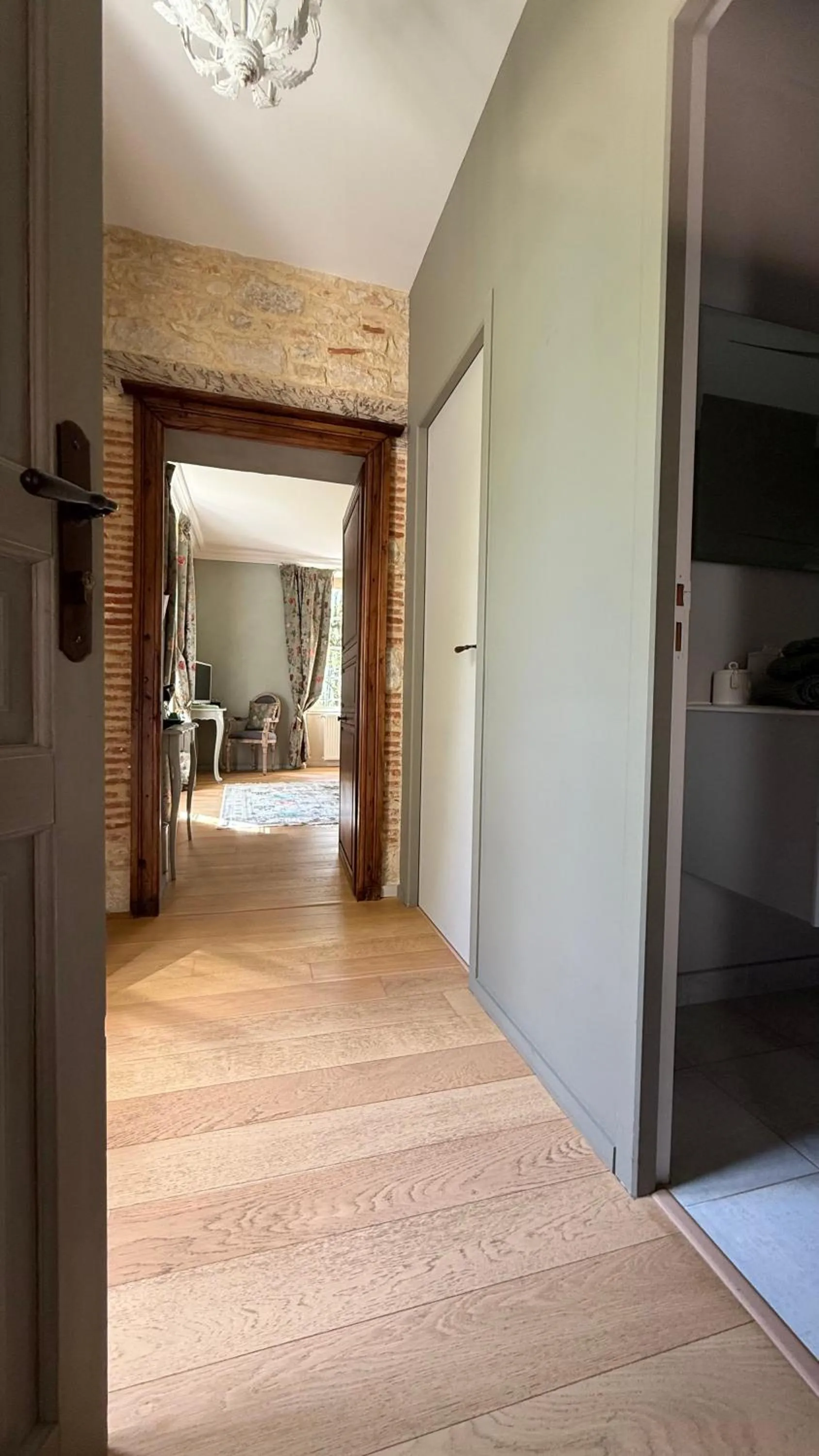 Bedroom in Les Hauts de Sauliès - Chambre et Table d'Hôtes de charme