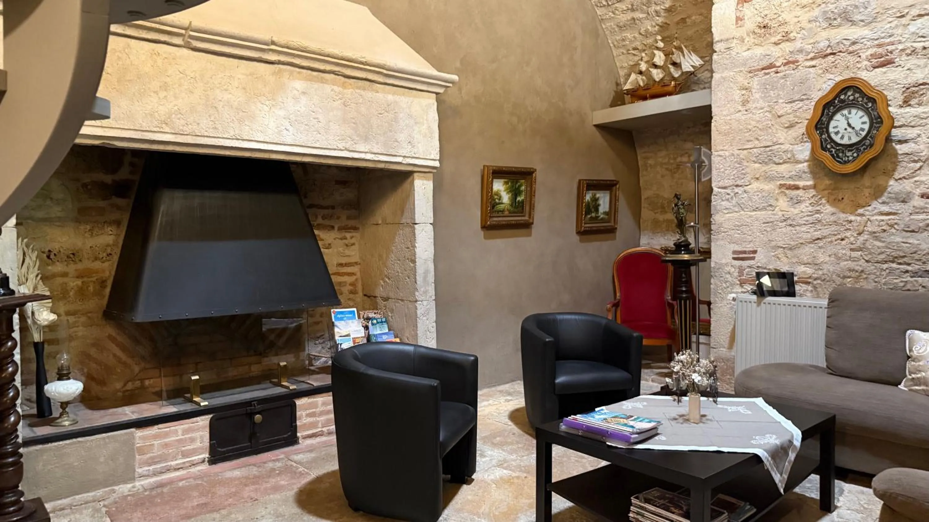Living room in Les Hauts de Sauliès - Chambre et Table d'Hôtes de charme