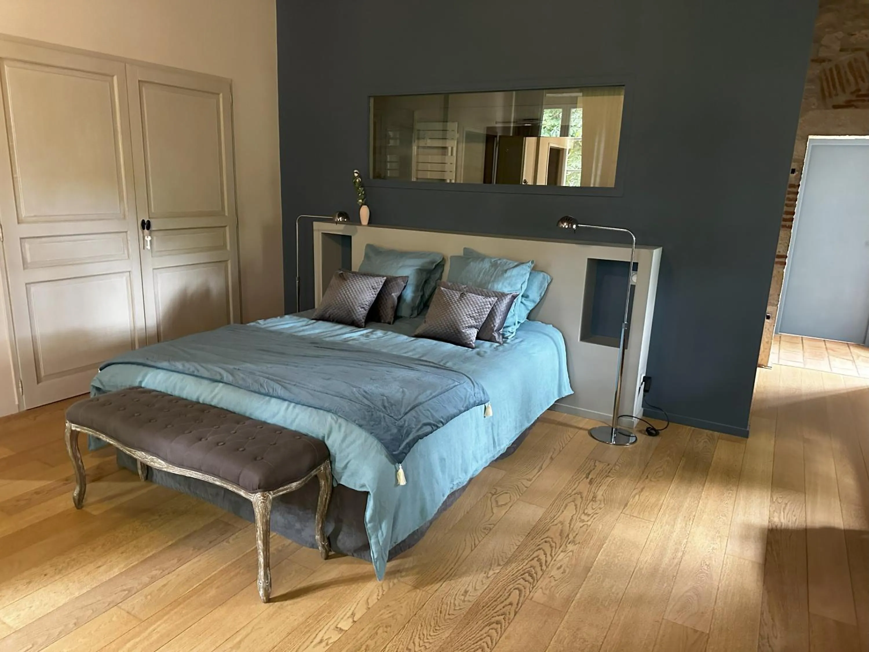 Photo of the whole room, Bed in Les Hauts de Sauliès - Chambre et Table d'Hôtes de charme