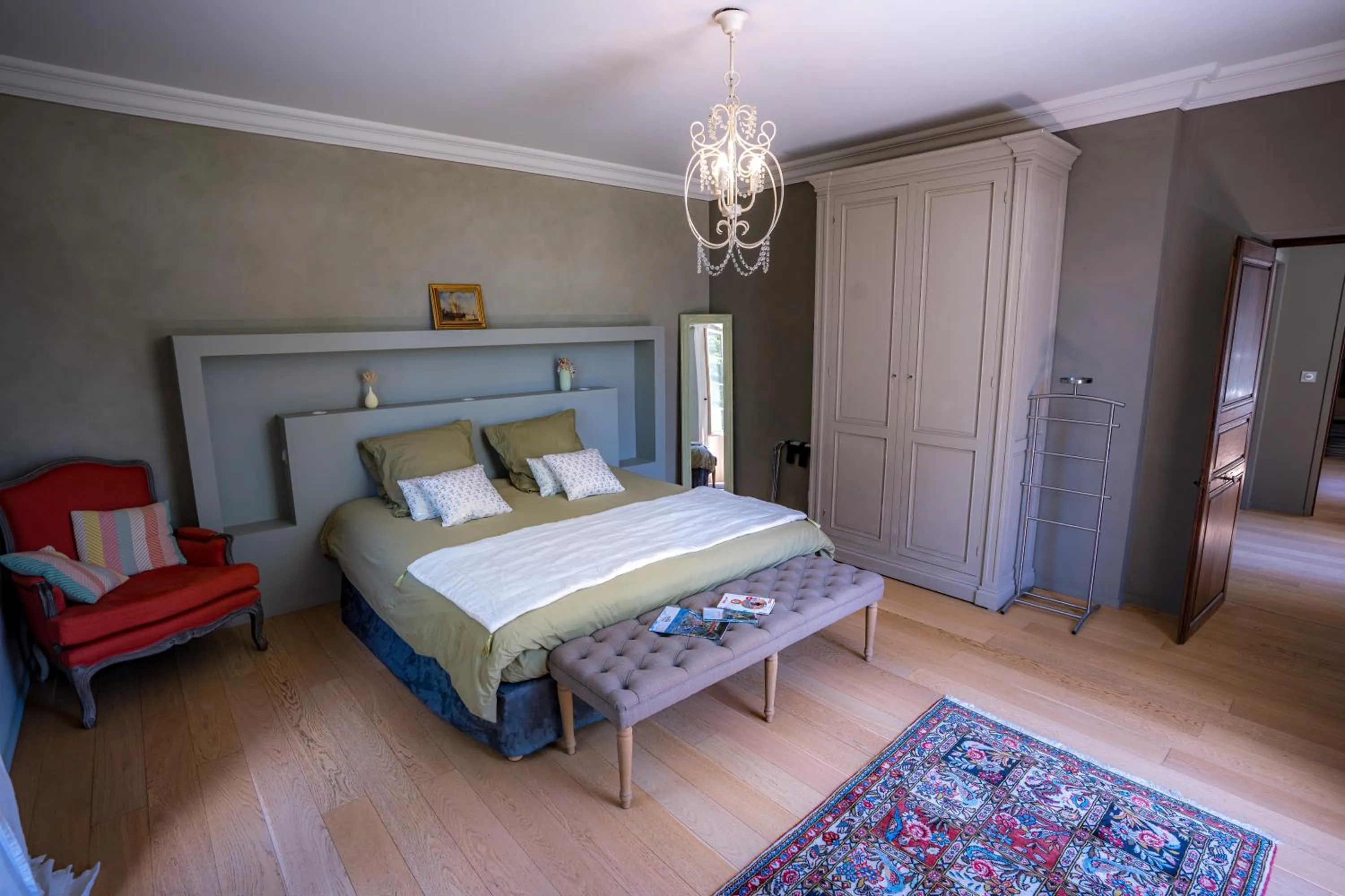 Bedroom, Bed in Les Hauts de Sauliès - Chambre et Table d'Hôtes de charme