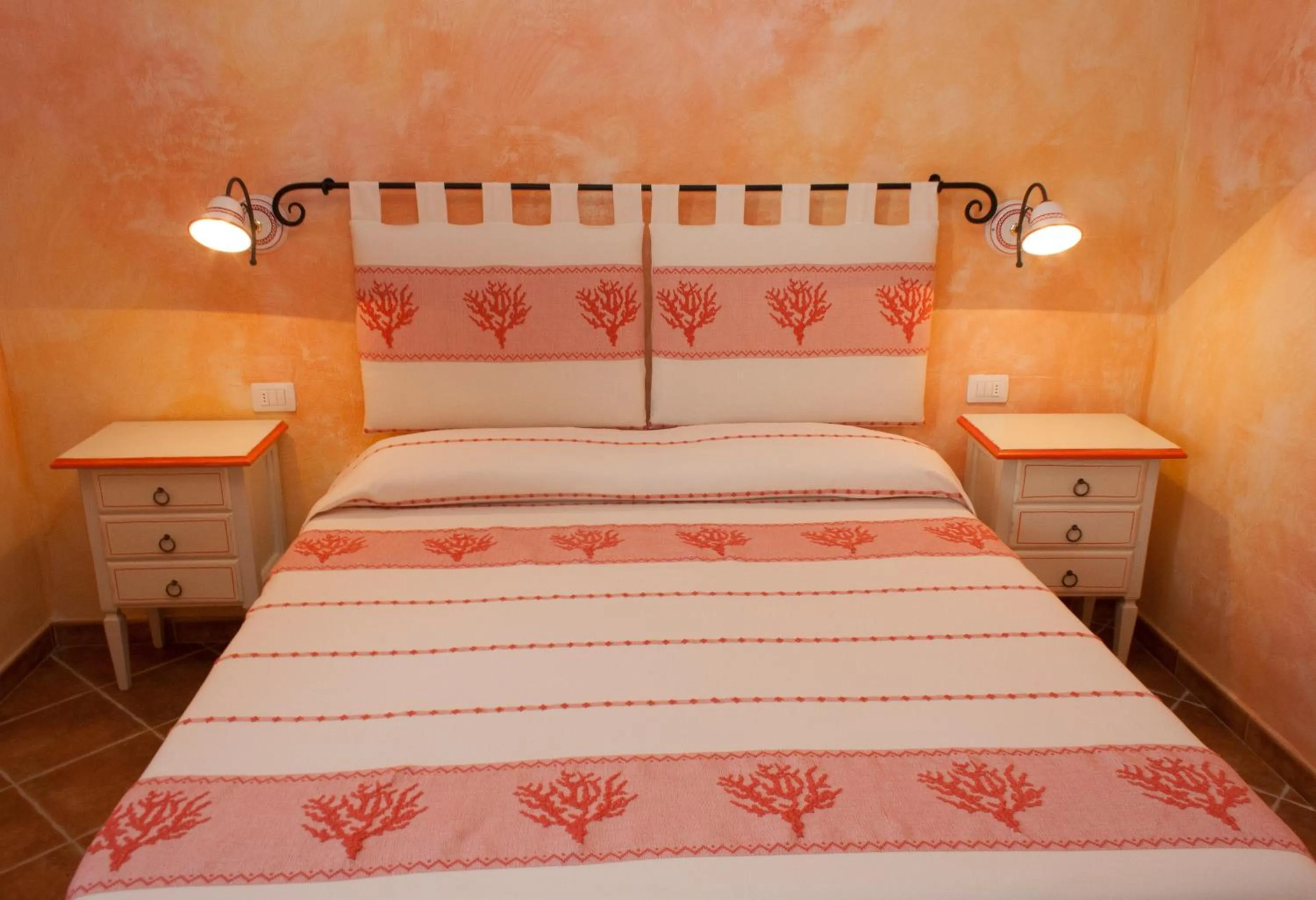 I Mari Di Gallura Suites and Rooms