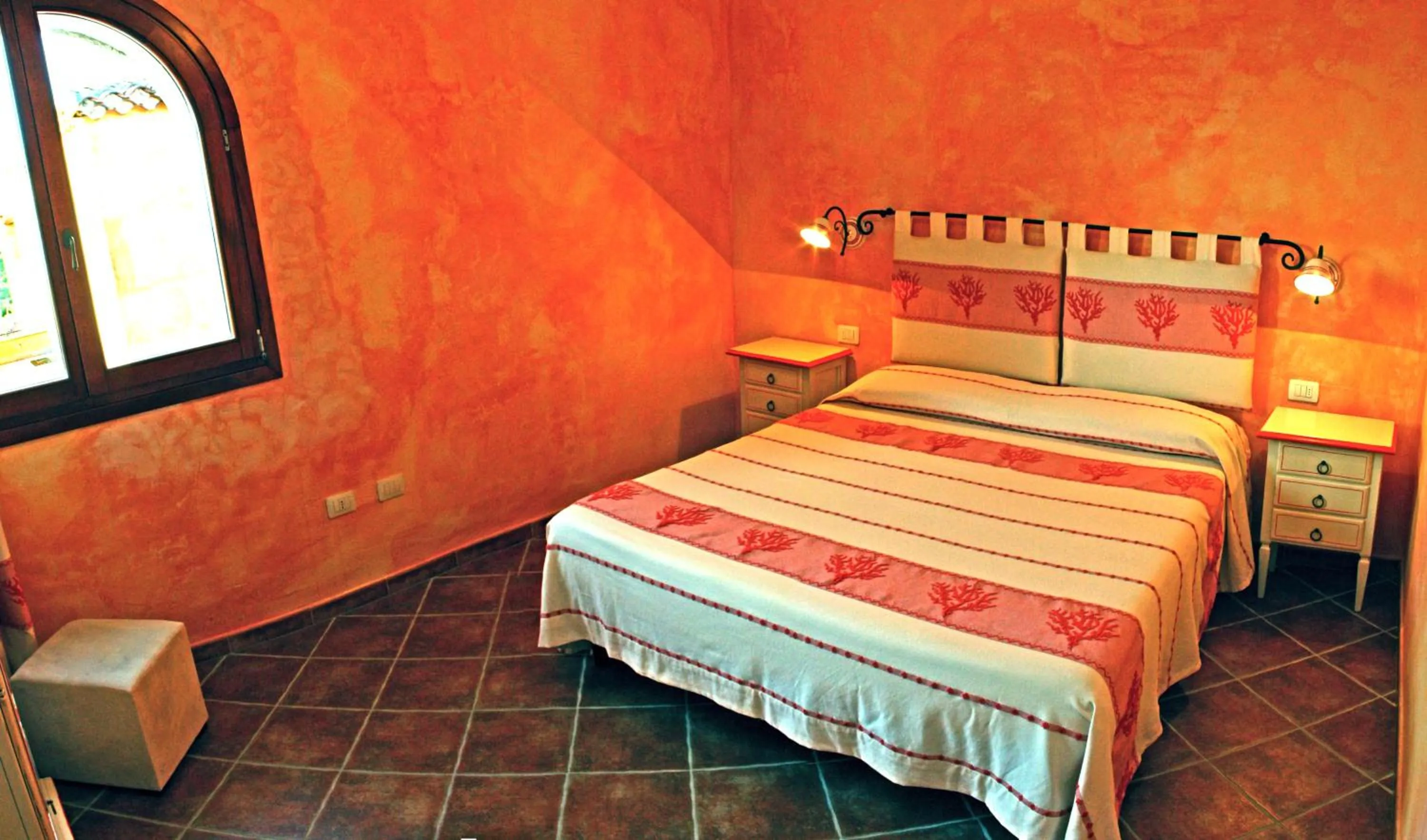 I Mari Di Gallura Suites and Rooms