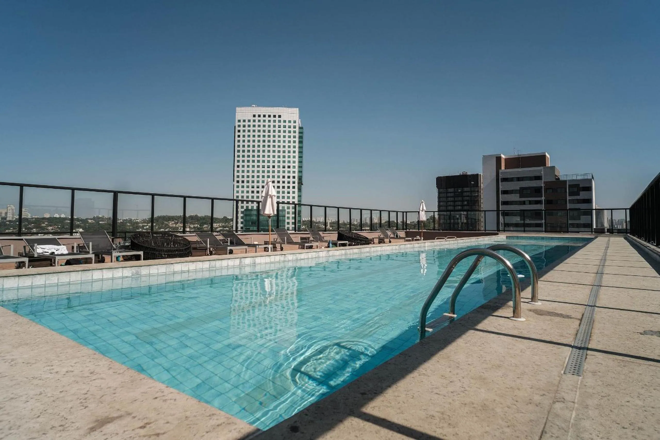 Swimming pool in Yume B.Side - Faria Lima