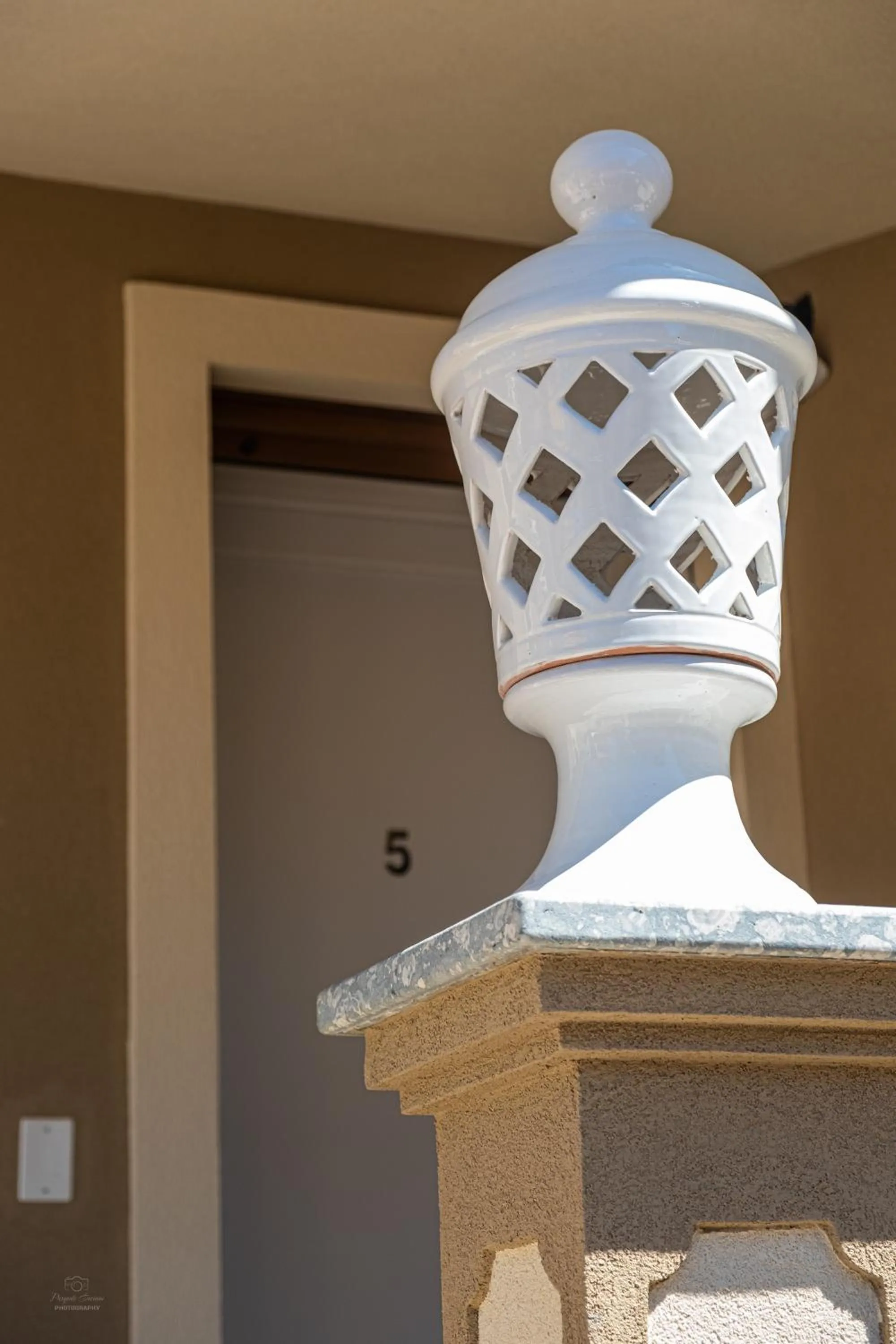 Decorative detail in B&B Allison Tropea by Kalavrìa Holidays