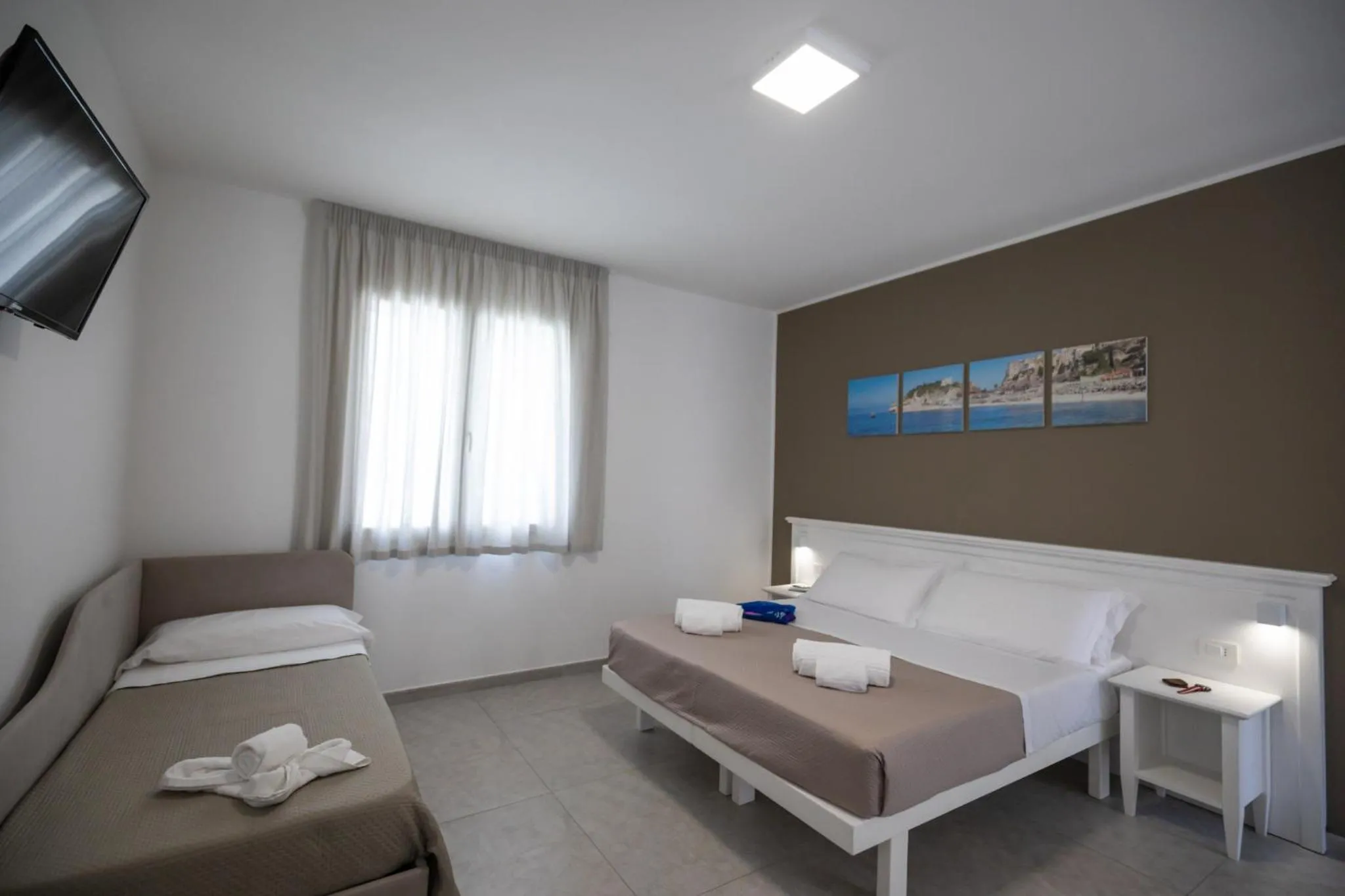 Bed in B&B Allison Tropea by Kalavrìa Holidays