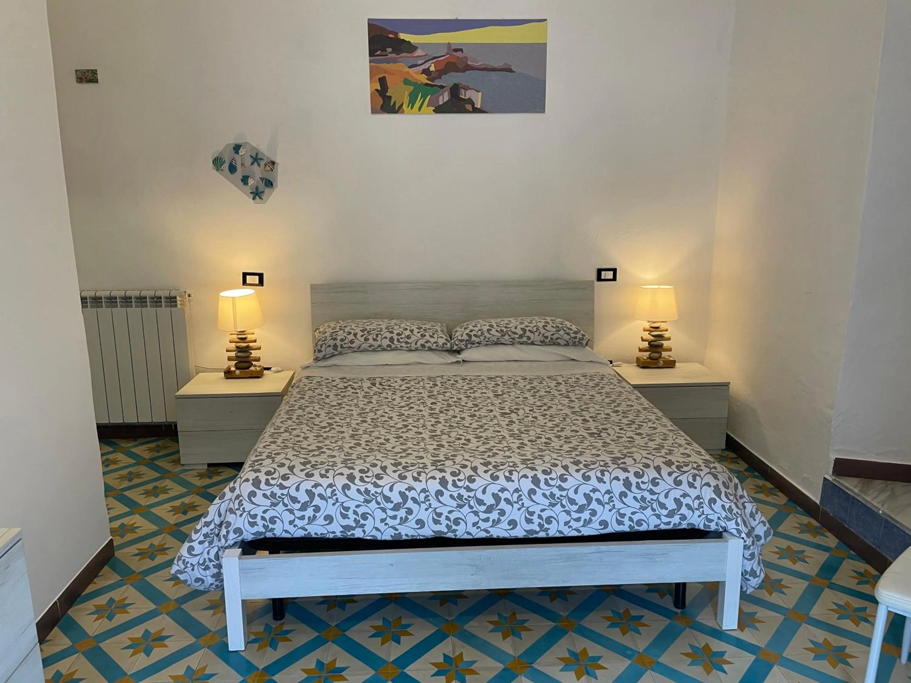 Double Room with Private Bathroom in Affittacamere l'Acciuga