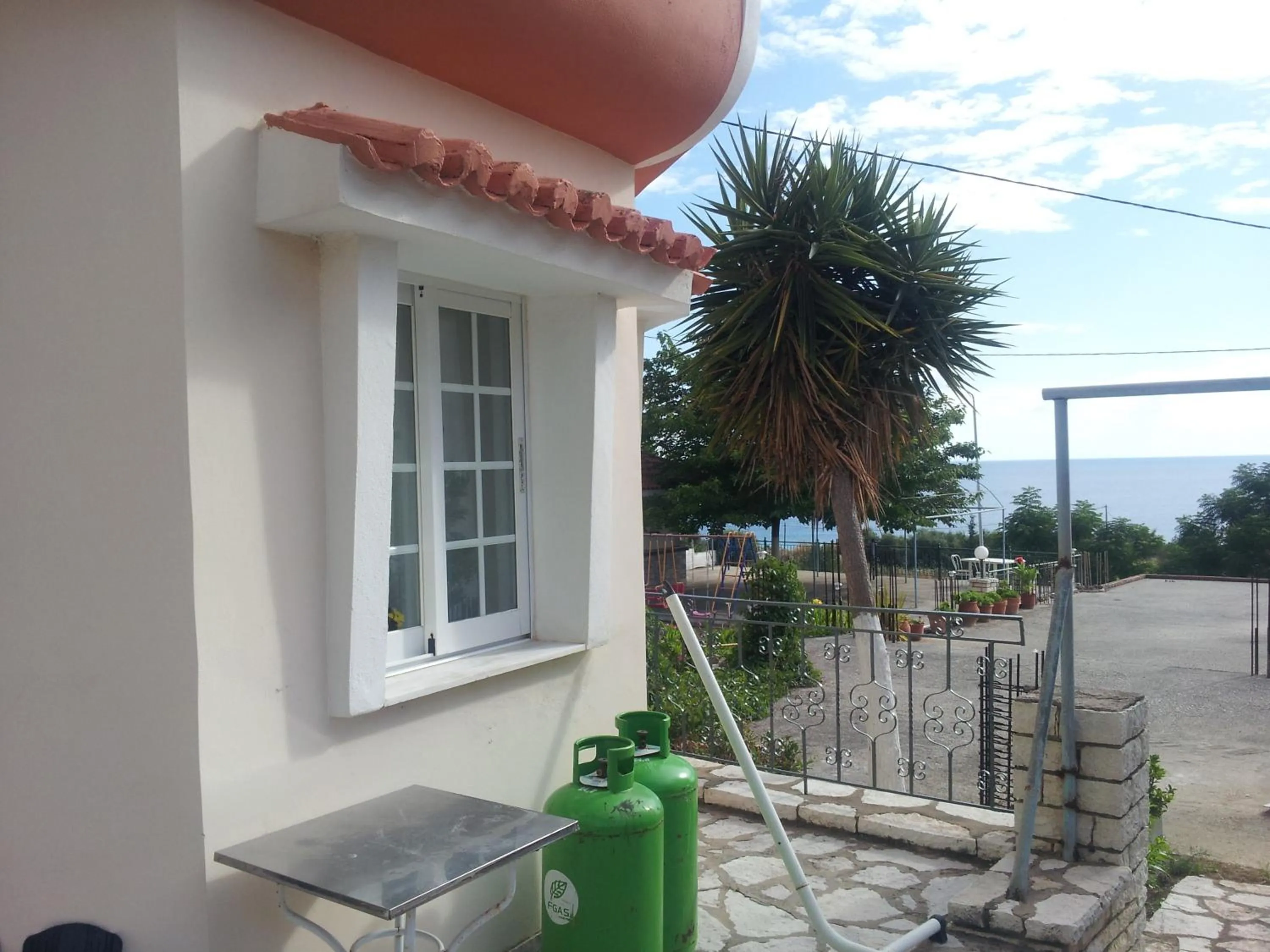 Facade/entrance in Hotel Agios Thomas