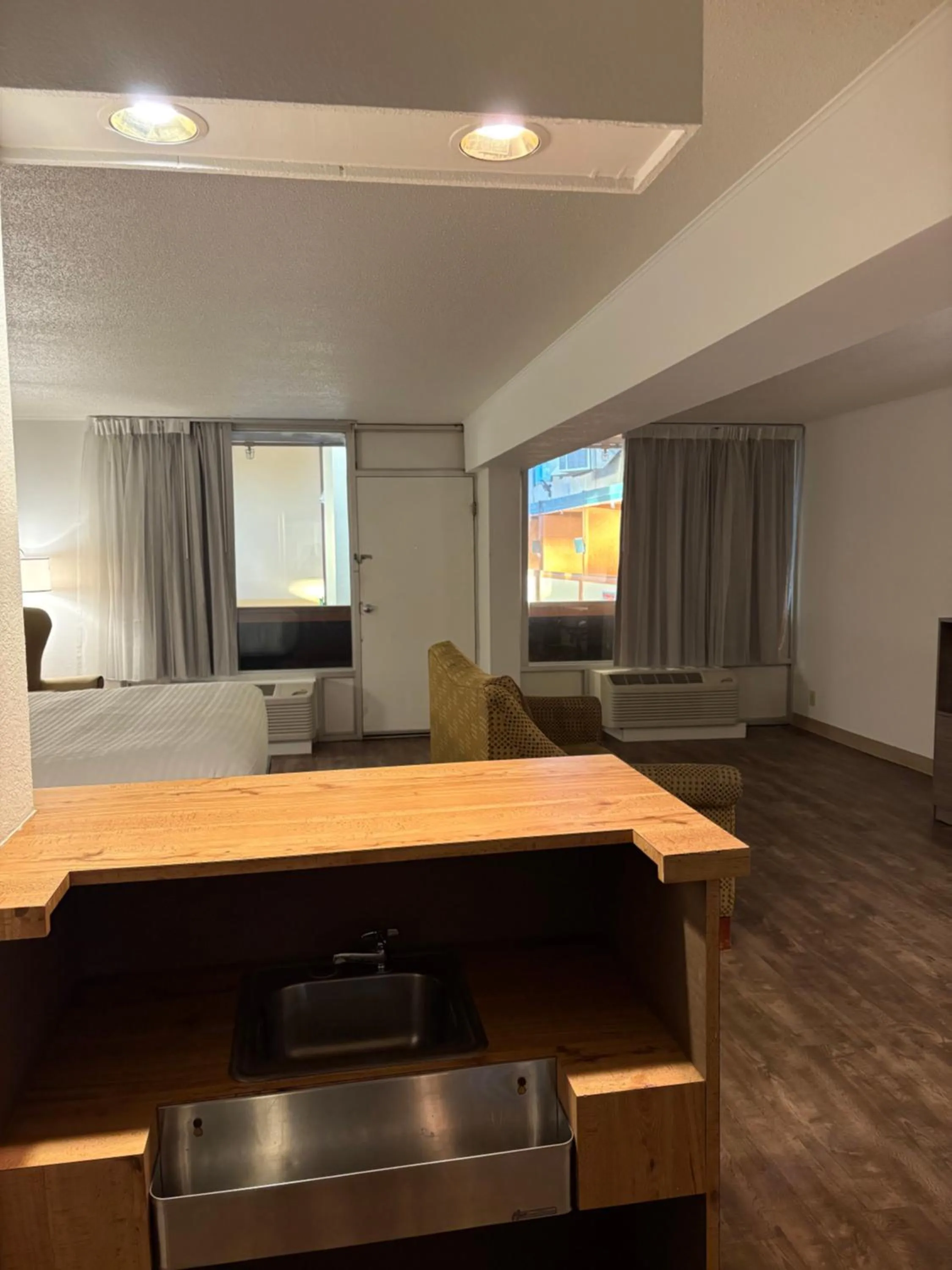 Bedroom in Clarion Inn & Suites and Convention Center