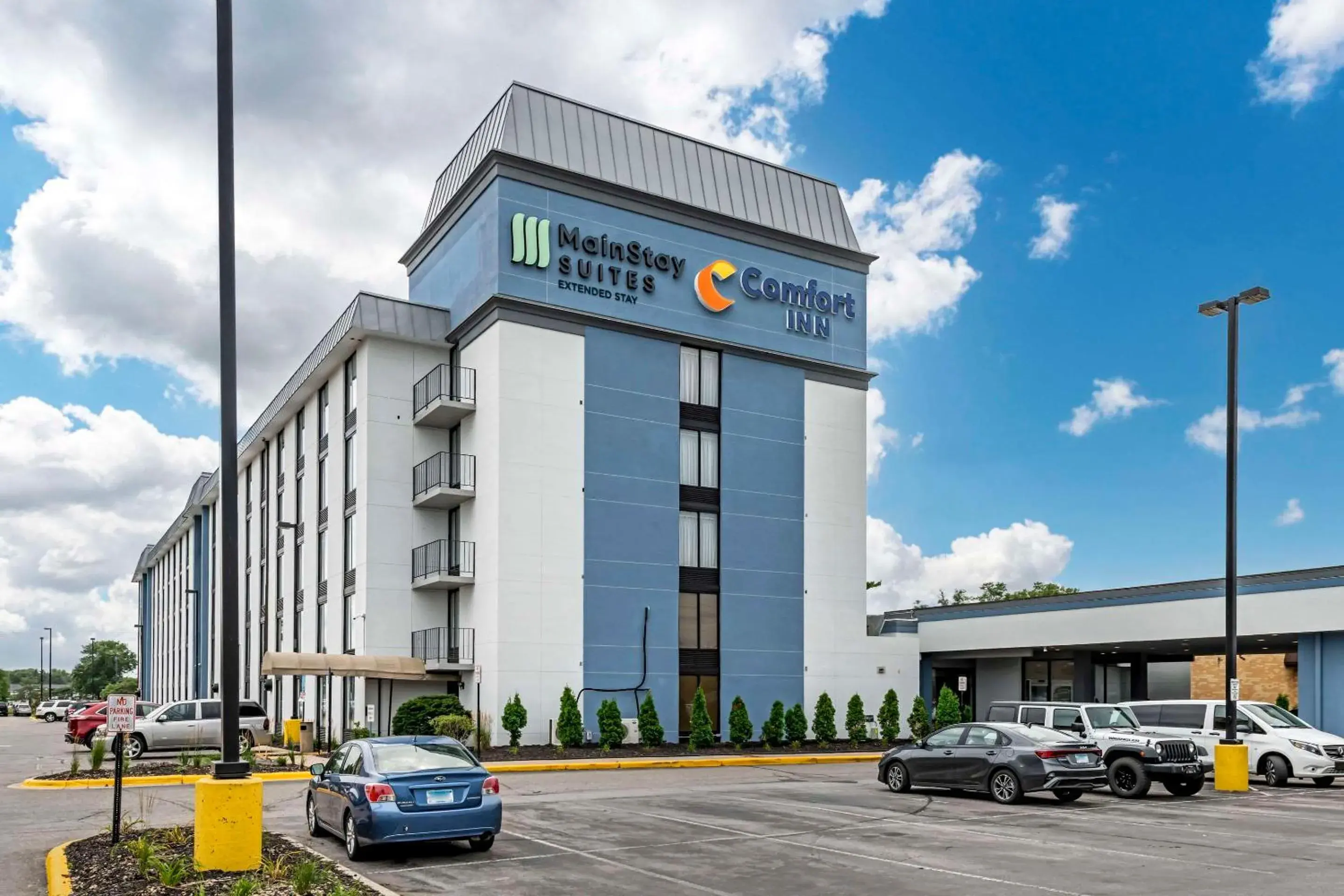 Property building in MainStay Suites MSP Airport - Mall of America Property building in MainStay Suites MSP Airport - Mall of America