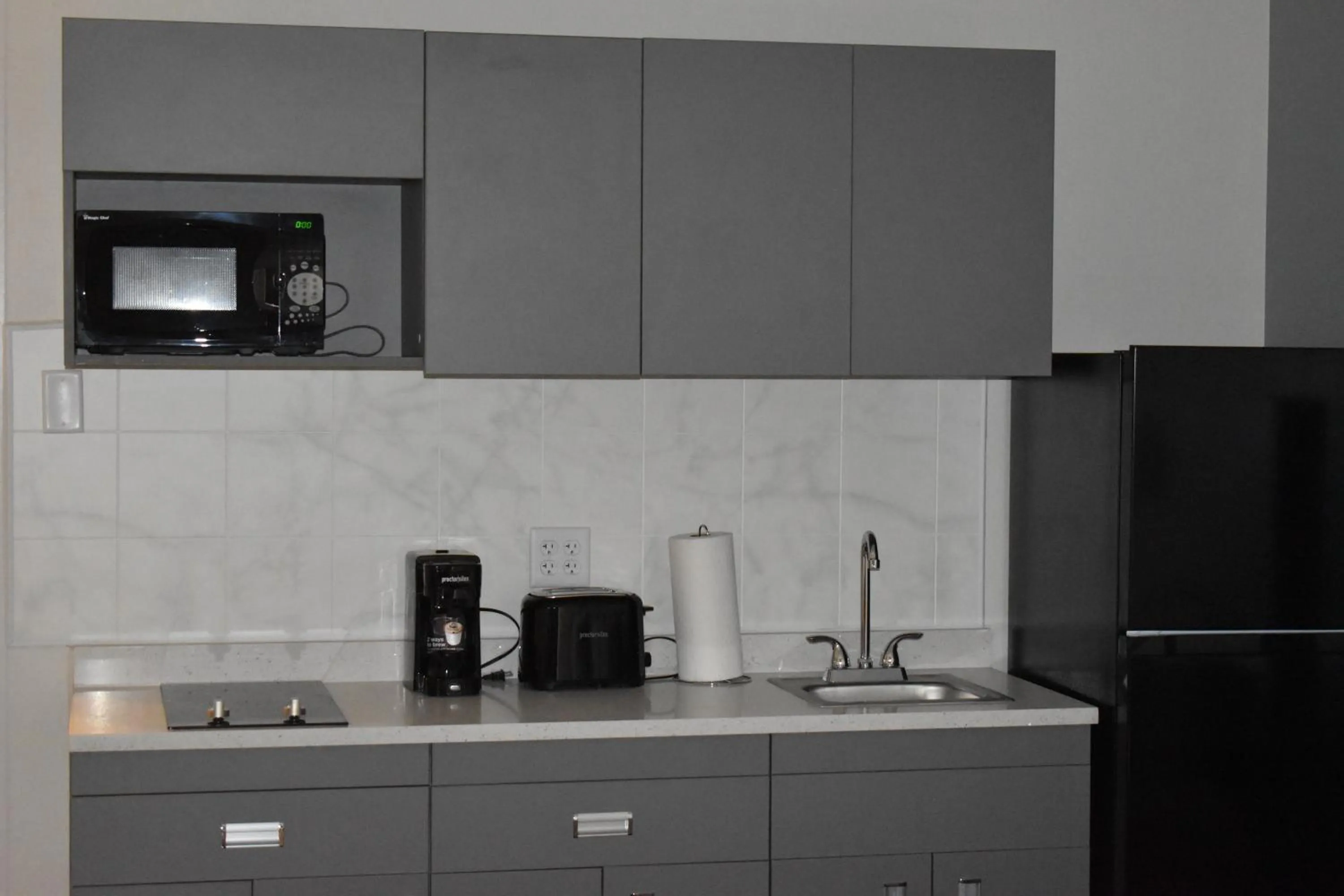 Kitchen or kitchenette in MainStay Suites MSP Airport - Mall of America