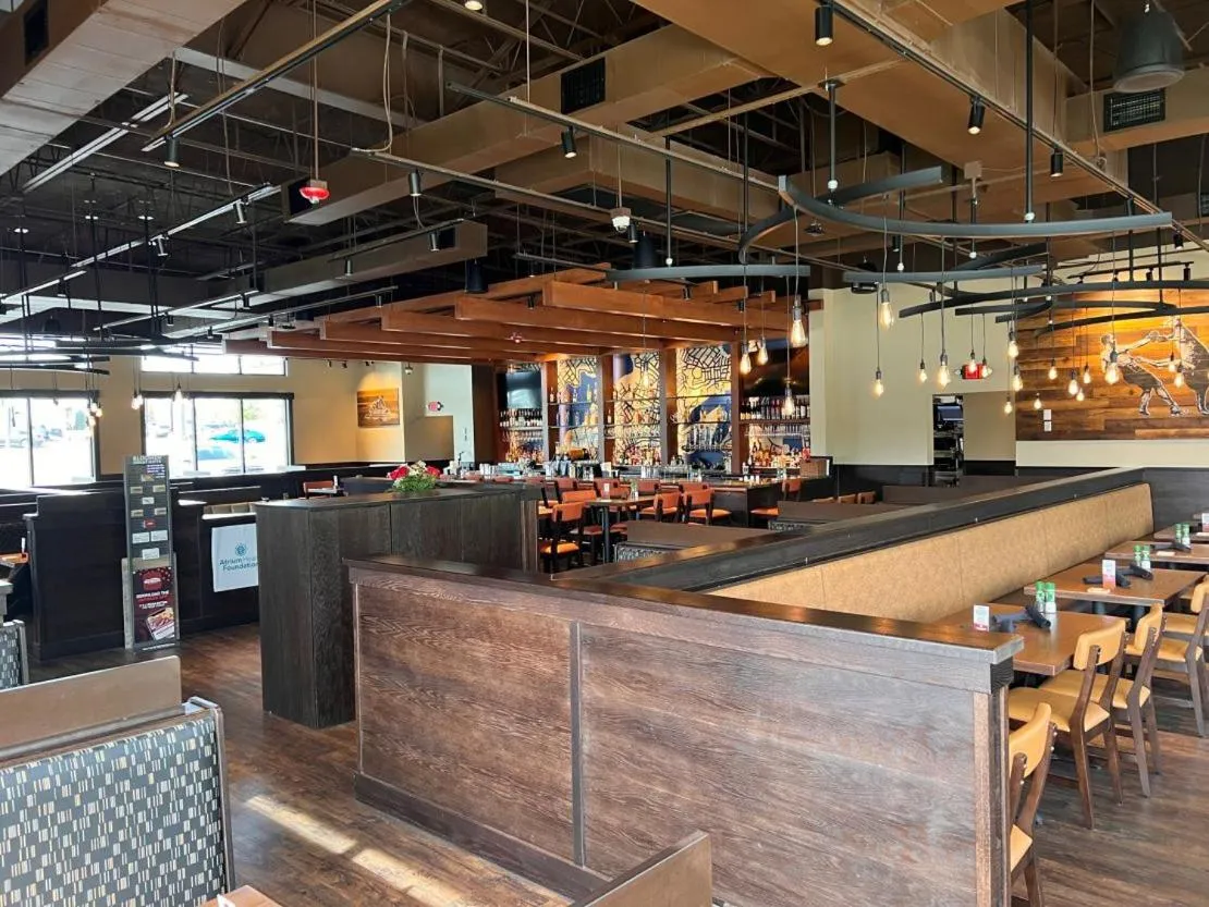 Restaurant/places to eat in MainStay Suites MSP Airport - Mall of America