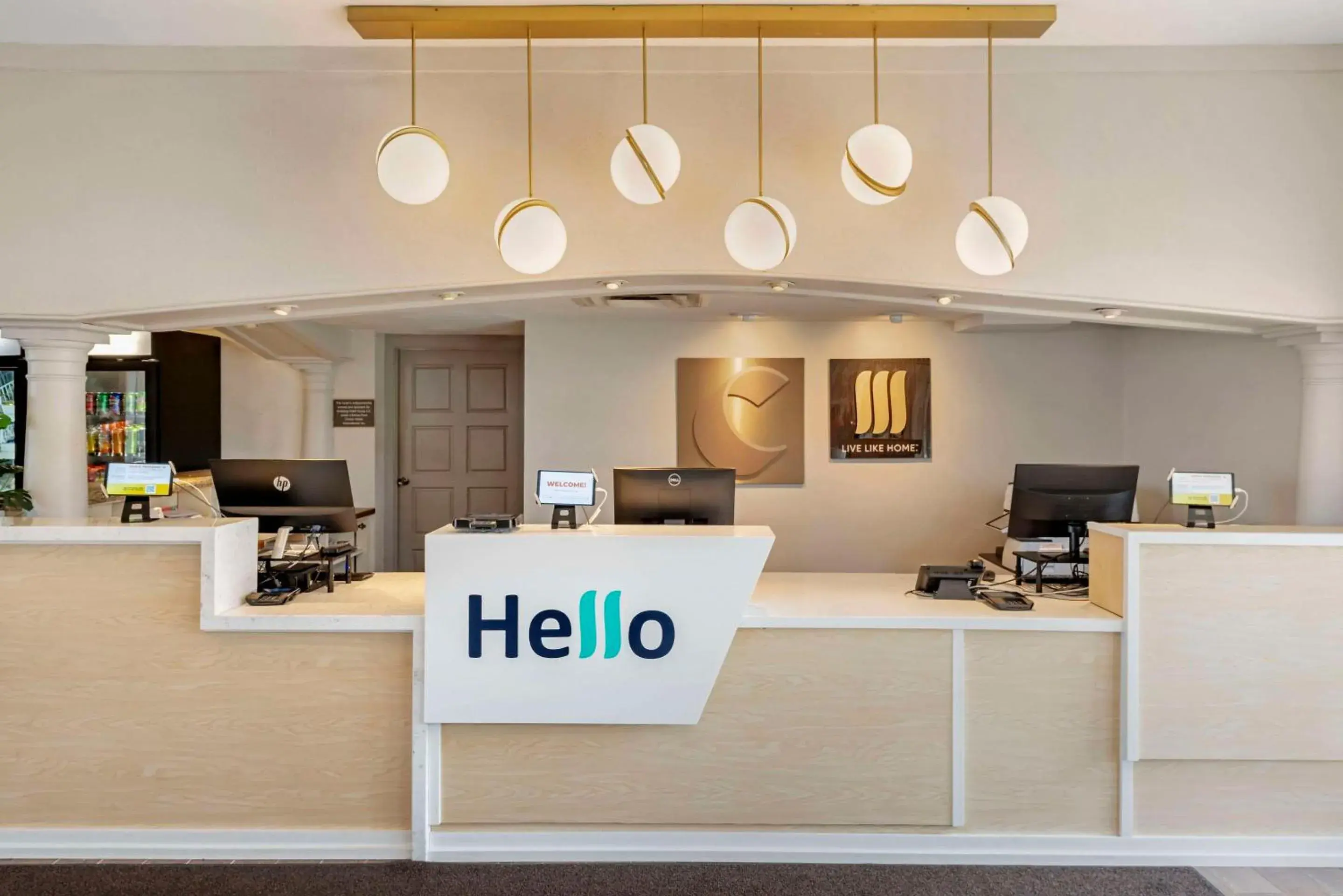 Lobby or reception in MainStay Suites MSP Airport - Mall of America Lobby or reception in MainStay Suites MSP Airport - Mall of America