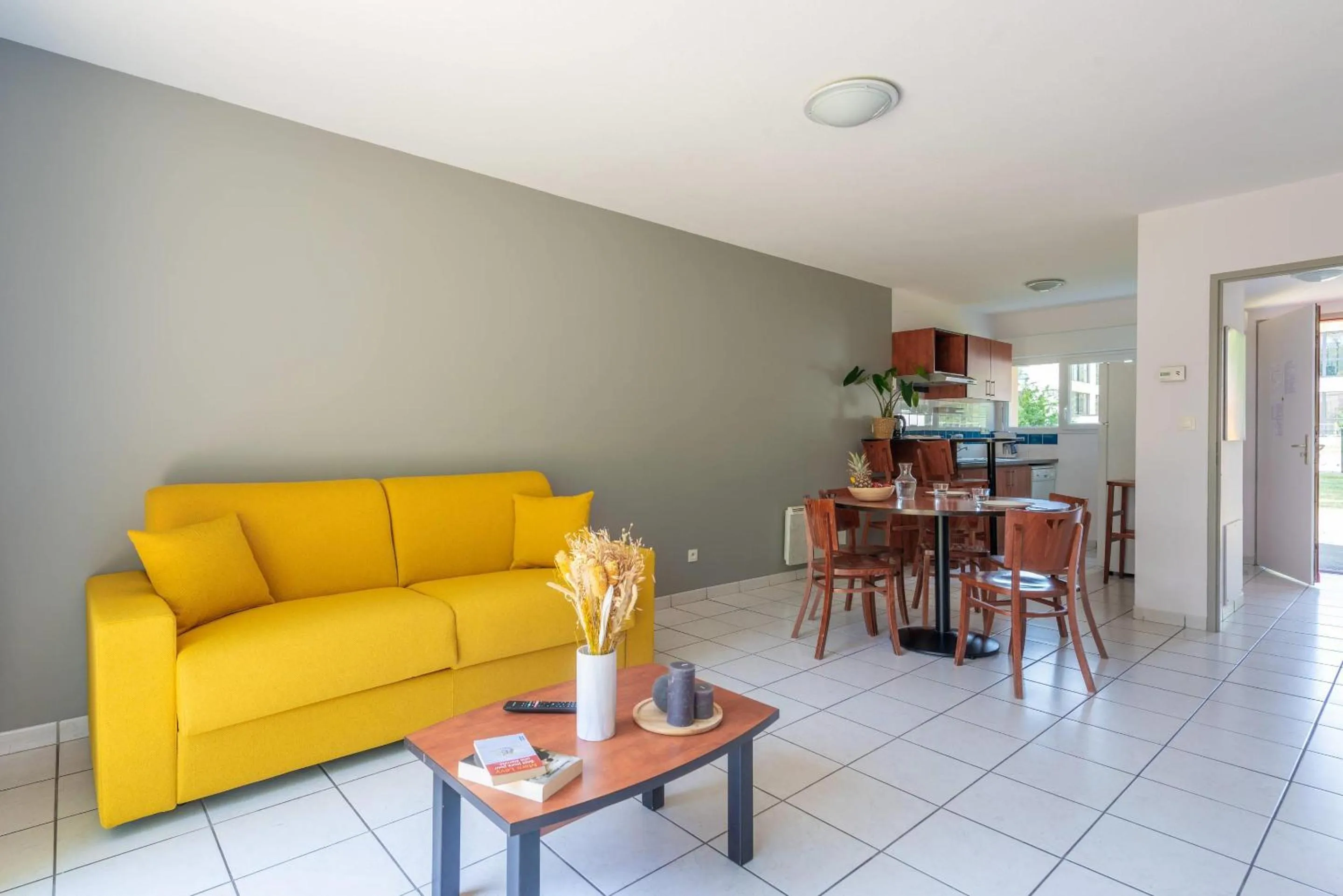 Bedroom in Comfort Aparthotel Nantes La Beaujoire