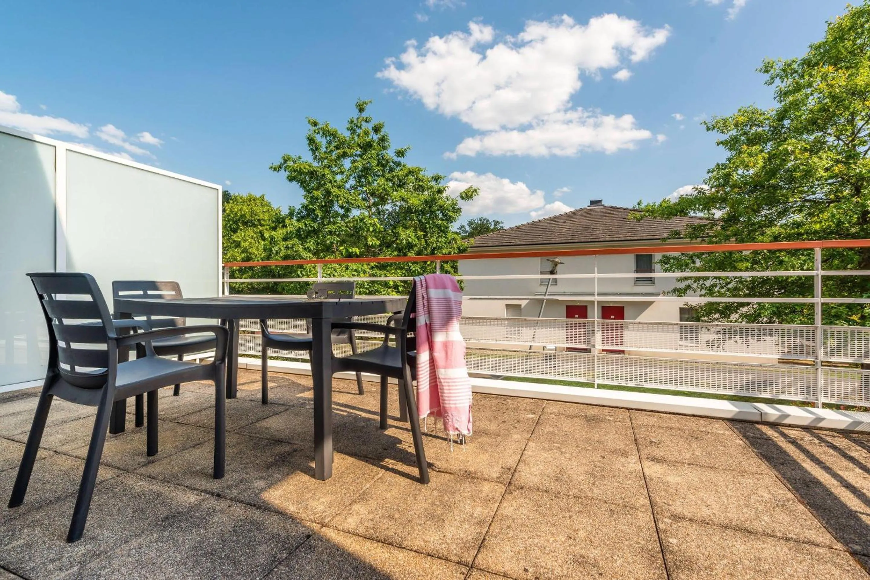 Bedroom in Comfort Aparthotel Nantes La Beaujoire