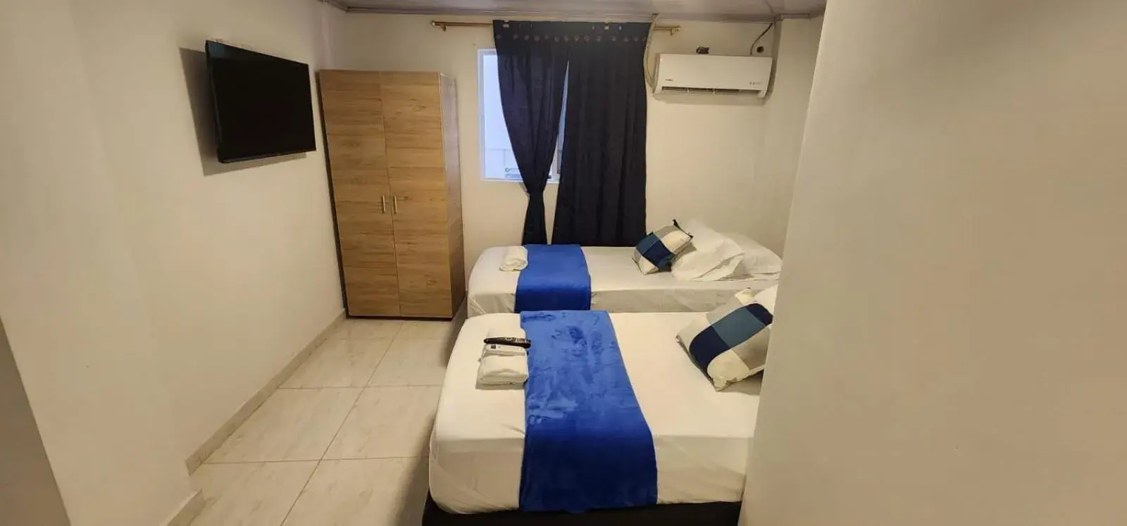 Photo of the whole room, Bed in Edificio Regata INN Photo of the whole room, Bed in Edificio Regata INN