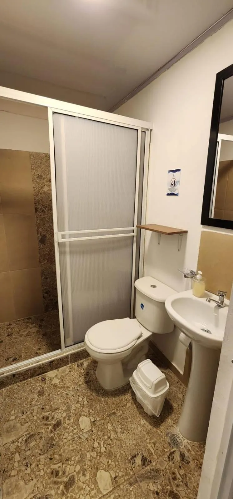 Shower in Edificio Regata INN