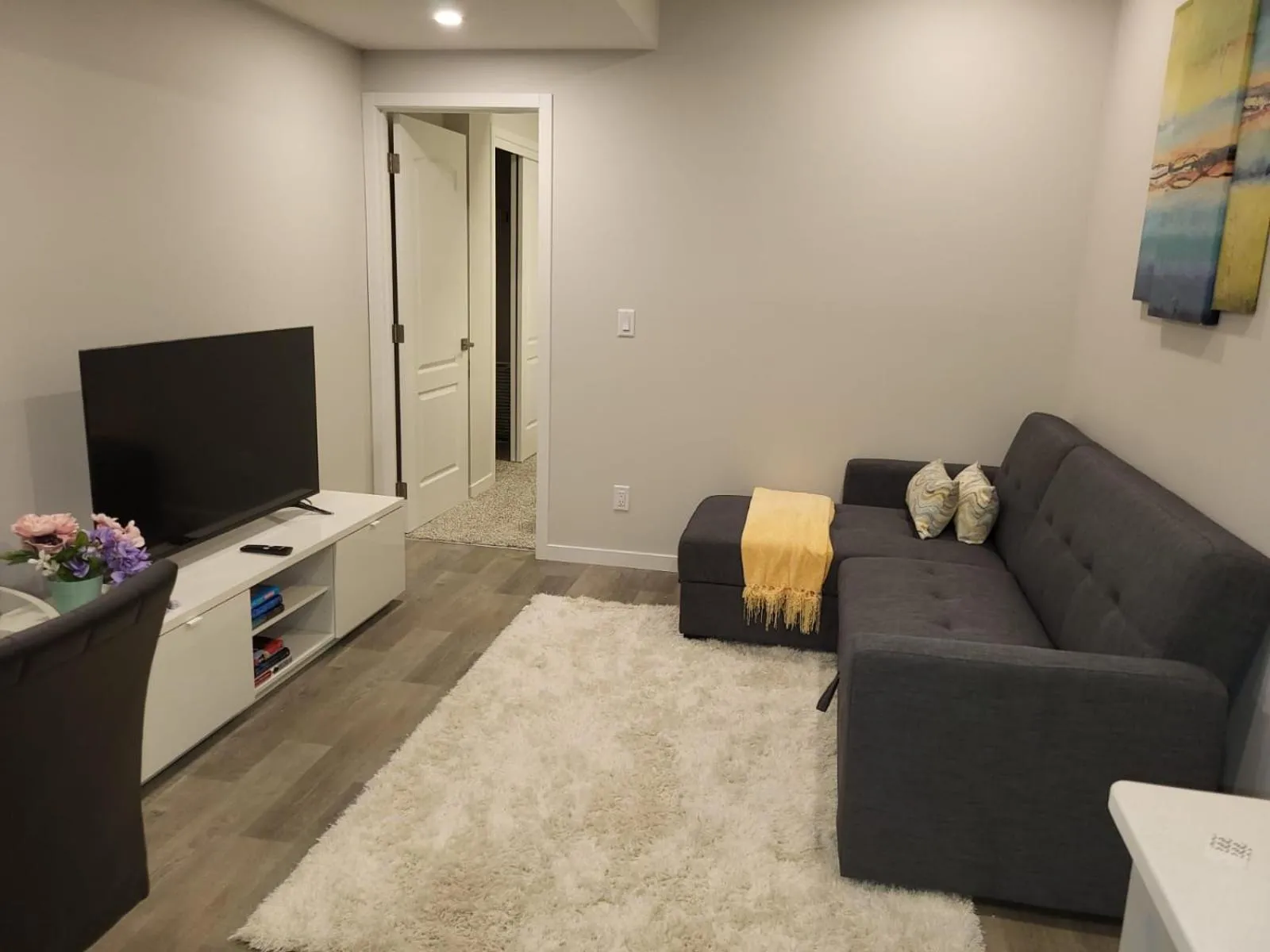 Modern 2 Bed Urban Retreat