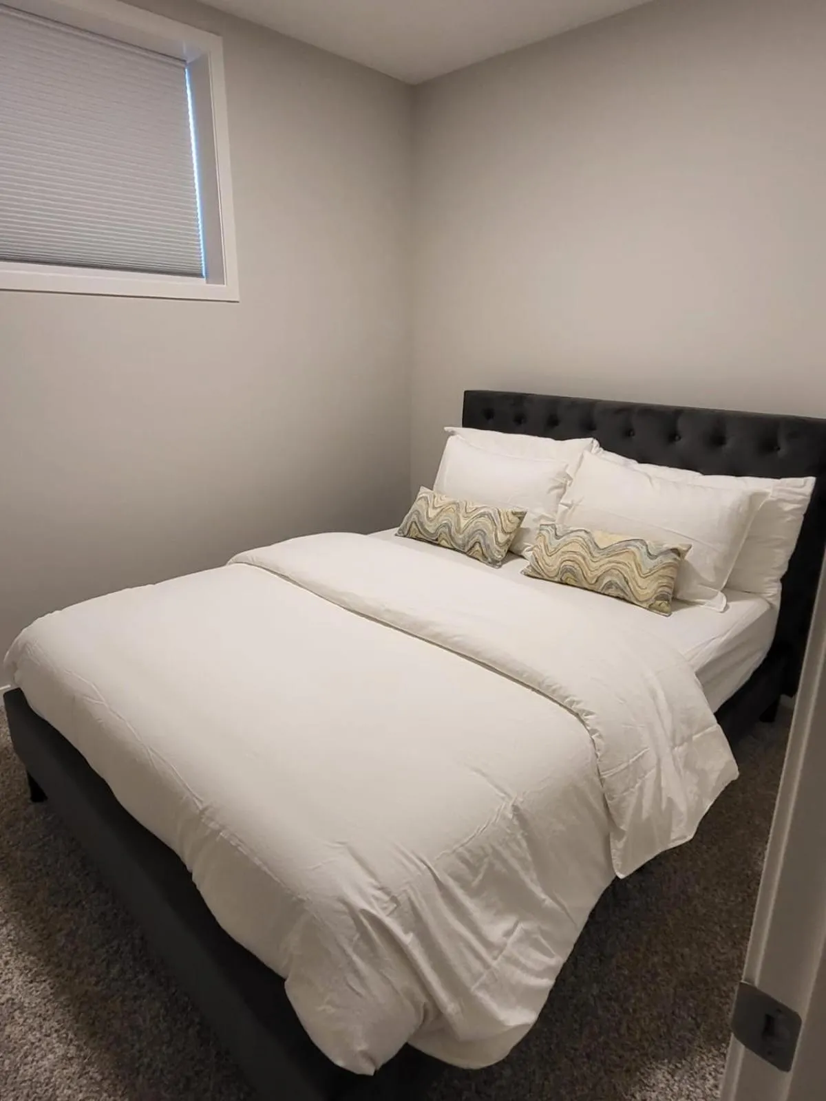 Modern 2 Bed Urban Retreat