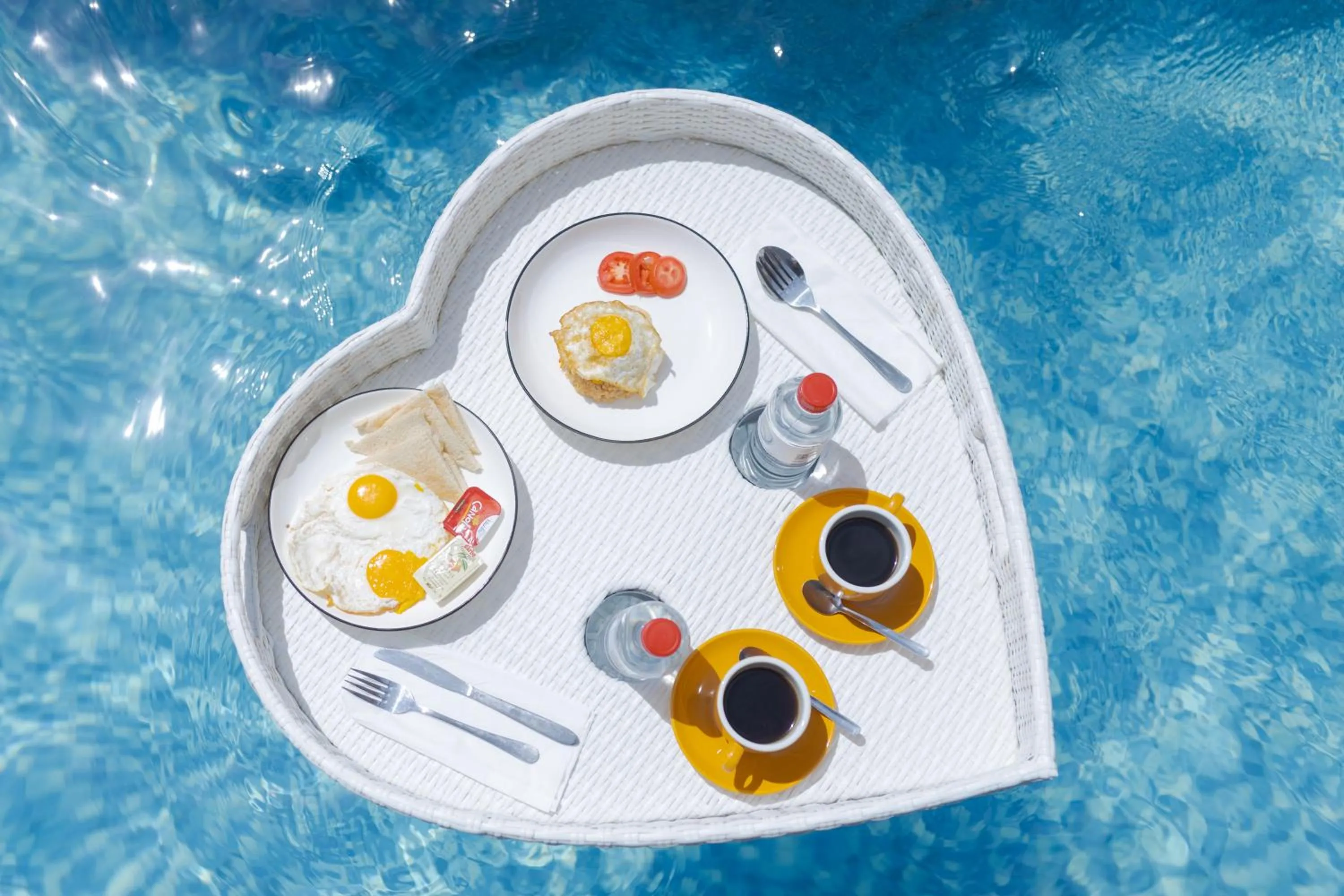 Food and drinks in Alam Canggu Kuta by ABM