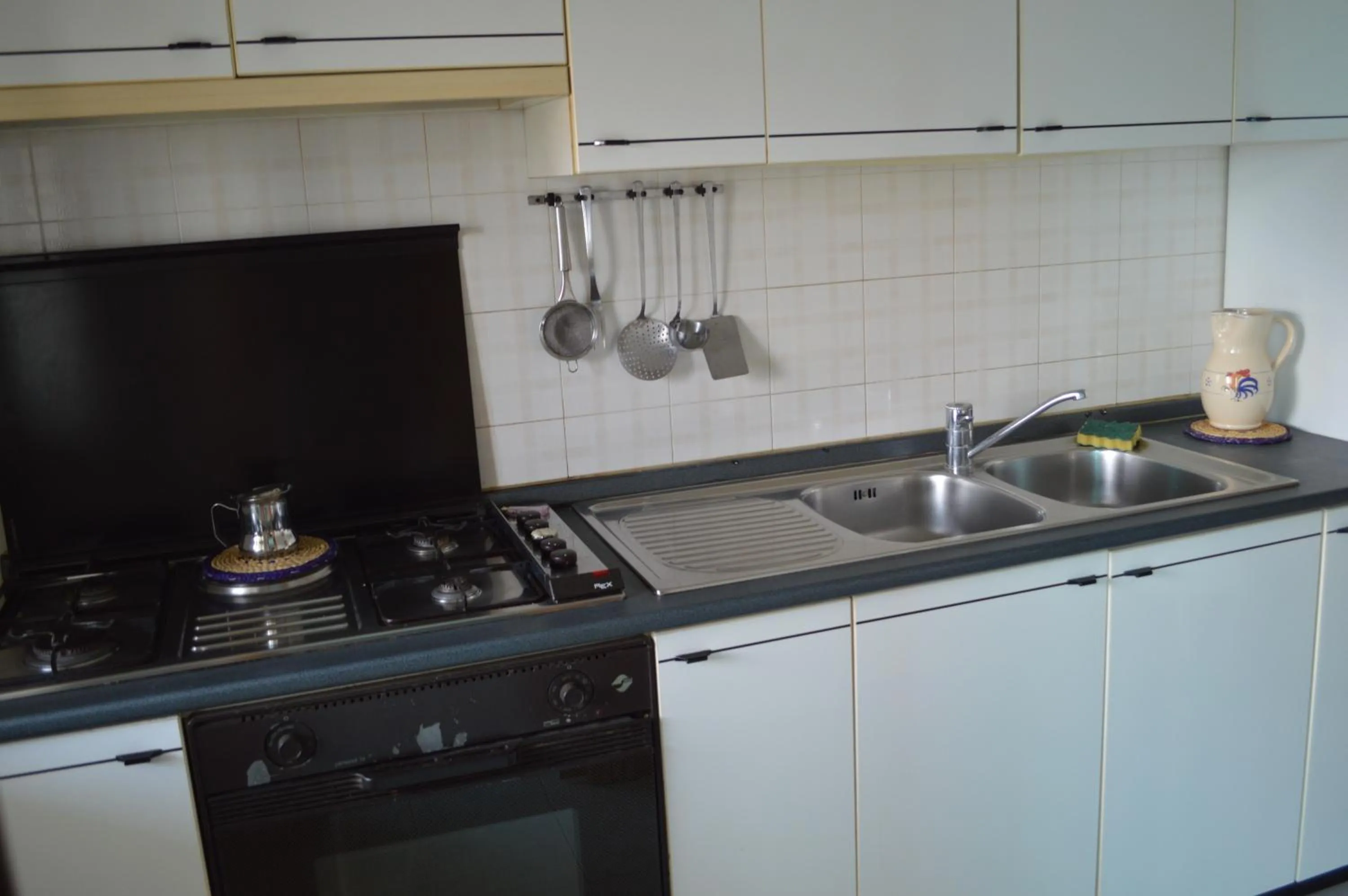 Communal kitchen in B&B Le Rose