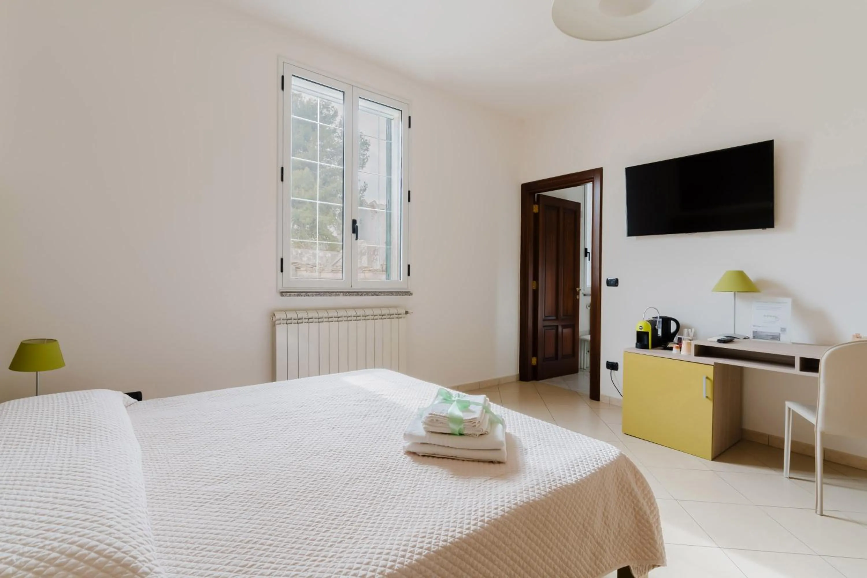 Bed in Lamendolara B&B