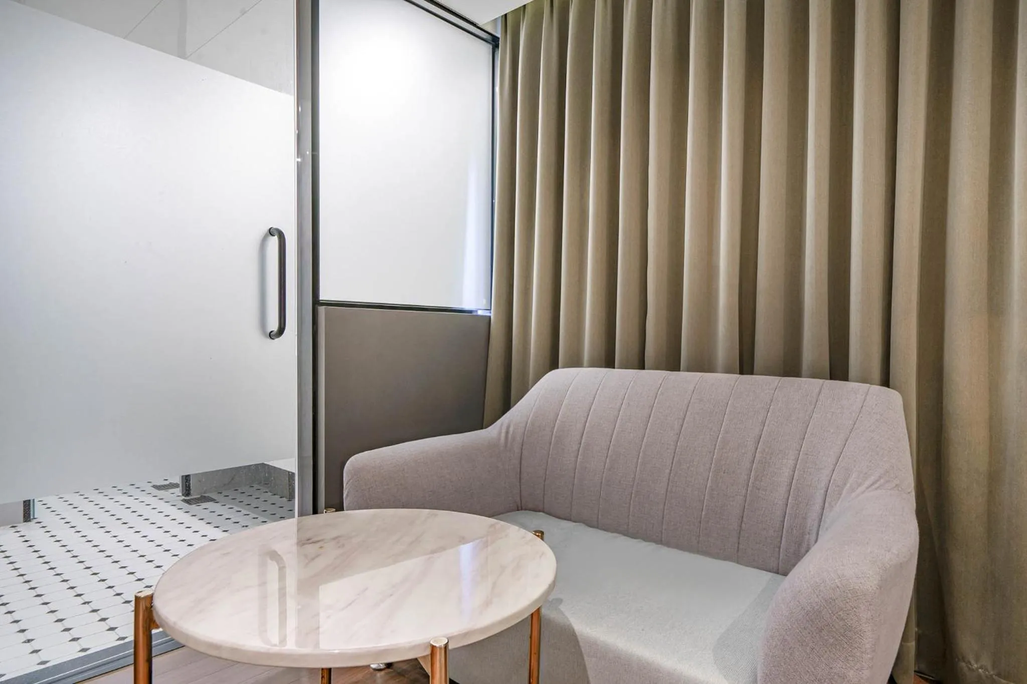 Brown Dot Hotel Hadan