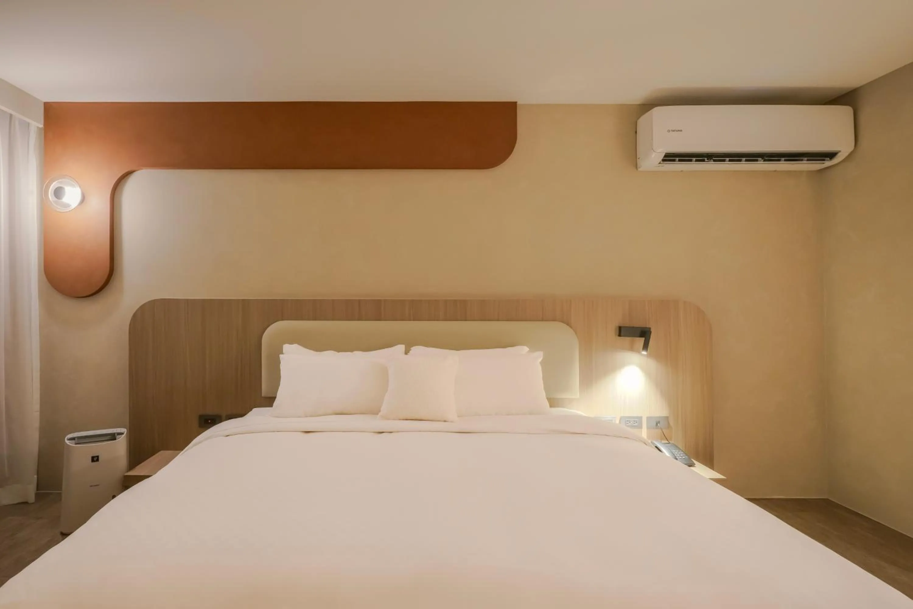 Bed in Hope Hotel Tainan - Minsheng Branch