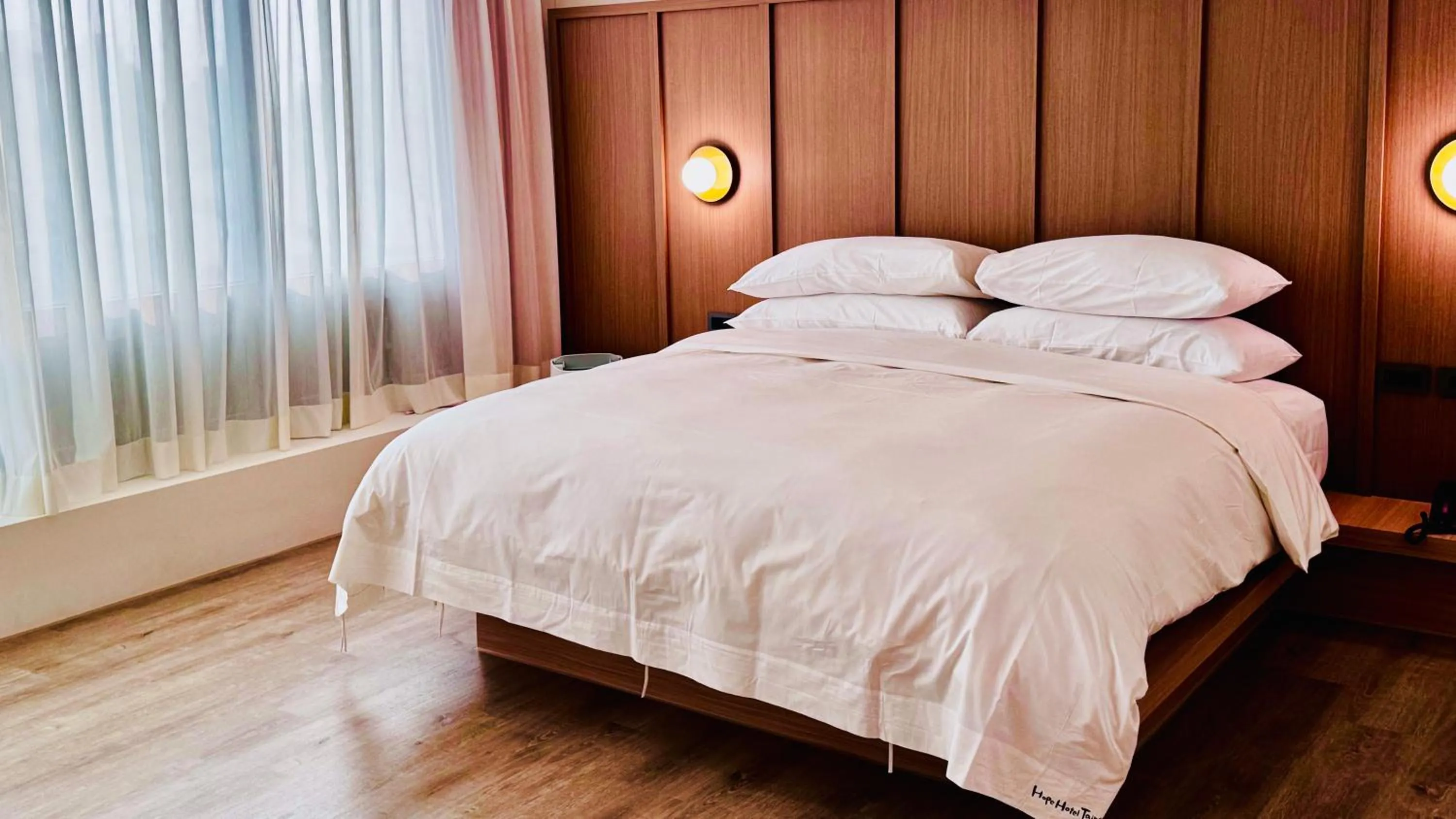 Bed in Hope Hotel Tainan - Minsheng Branch