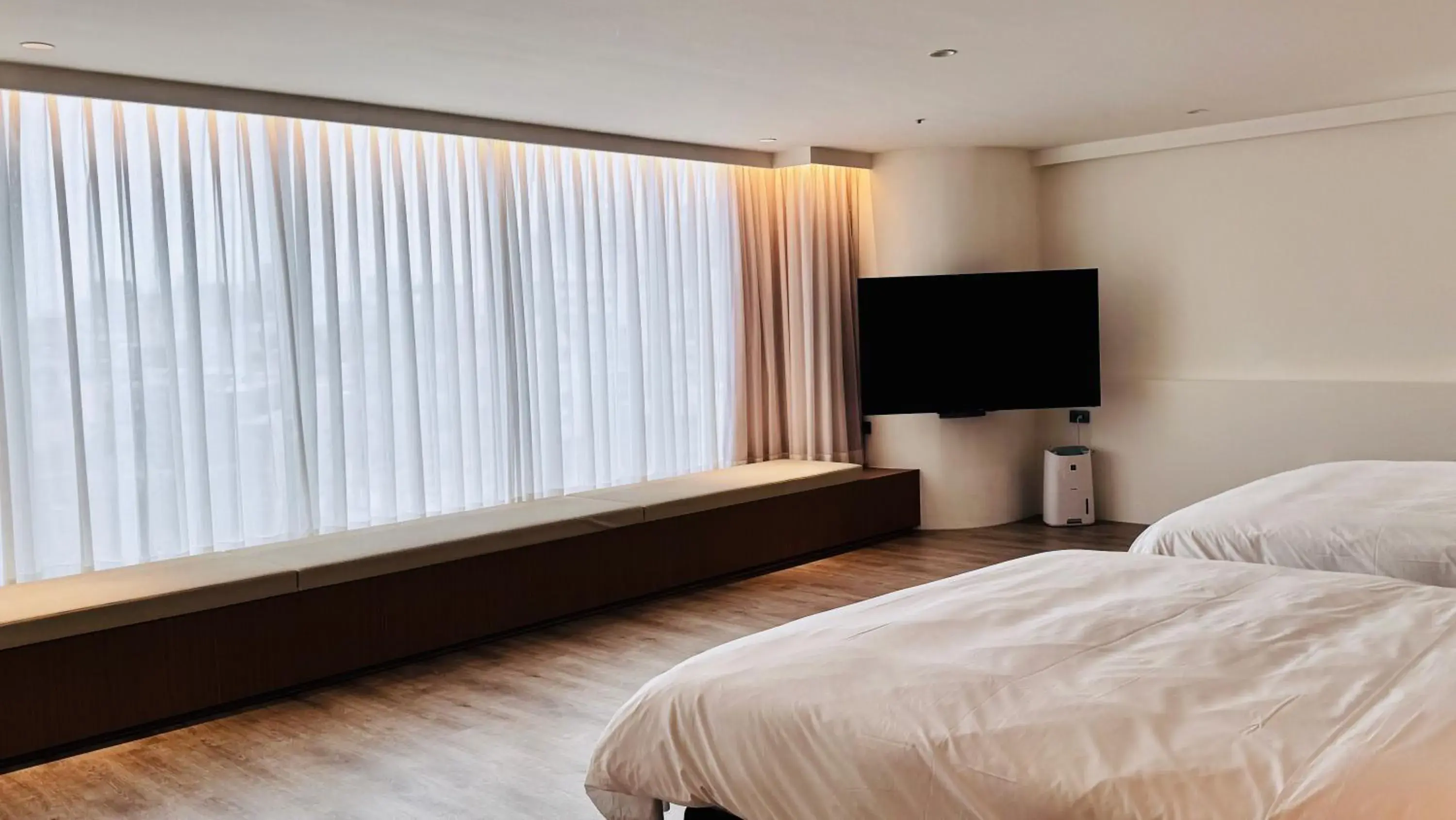 Quadruple Room with City View in Hope Hotel Tainan - Minsheng Branch Quadruple Room with City View in Hope Hotel Tainan - Minsheng Branch