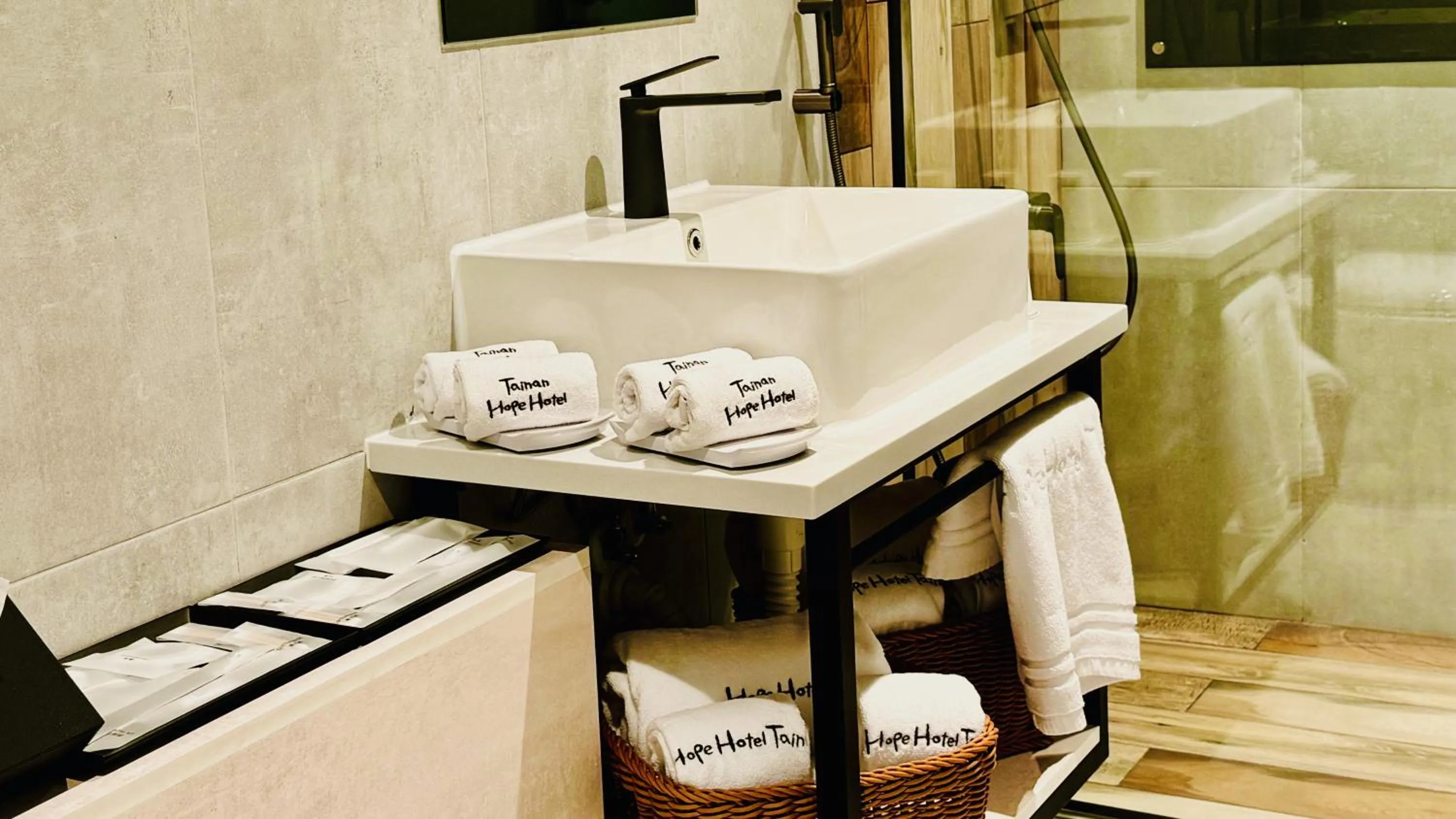 towels in Hope Hotel Tainan - Minsheng Branch