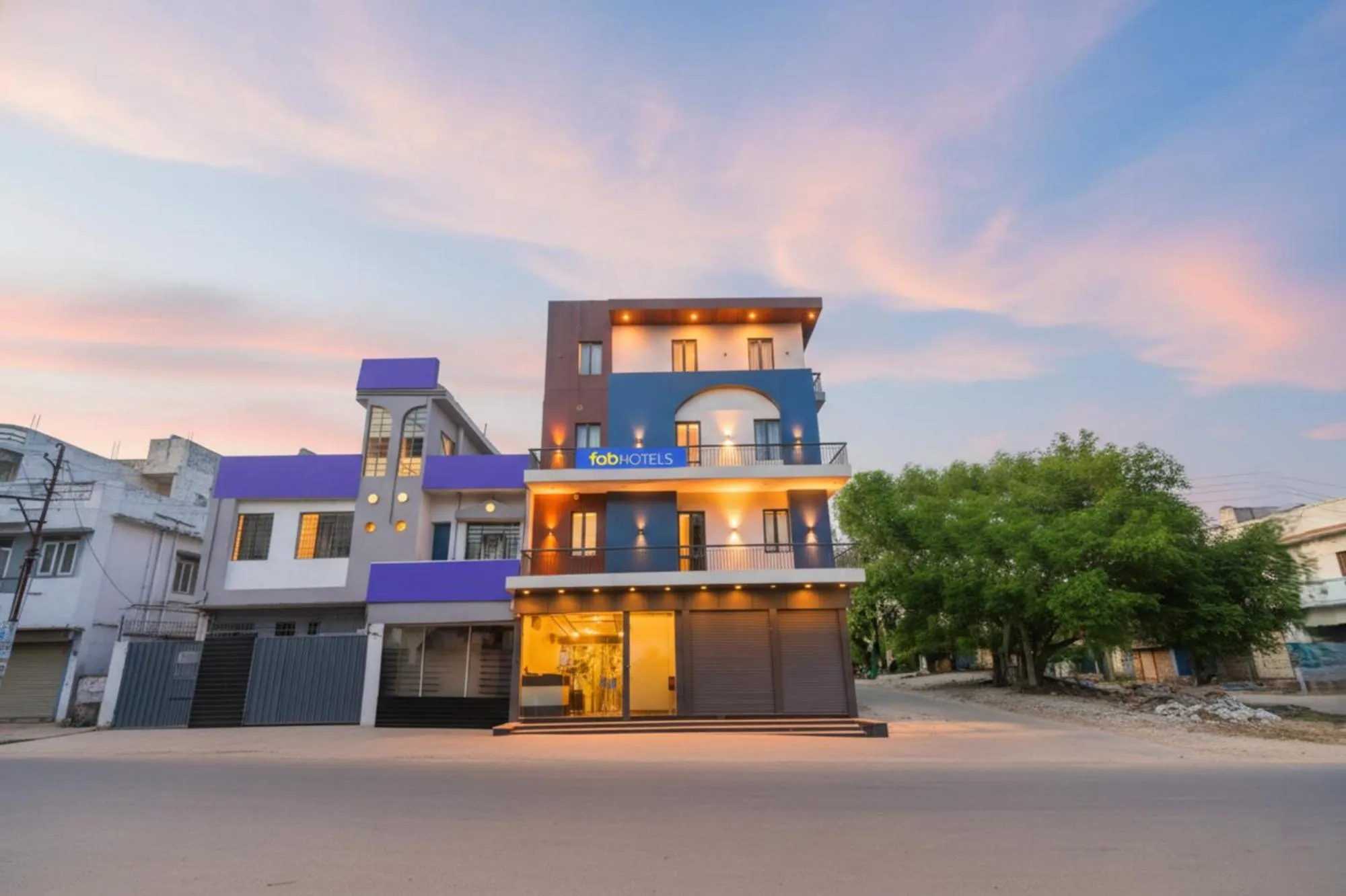 Property building in FabHotel Globe Inn