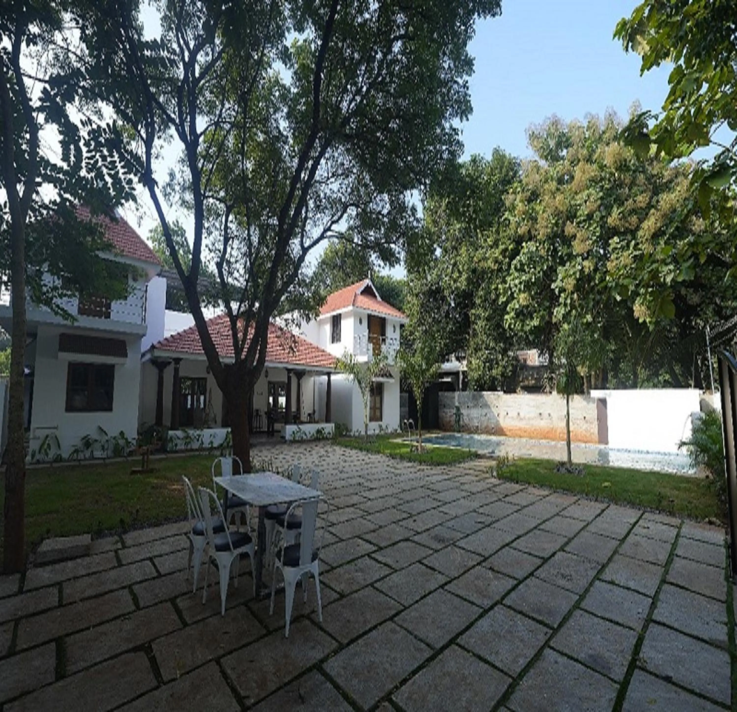 Property building in Courtyard Castle Heritage Resort