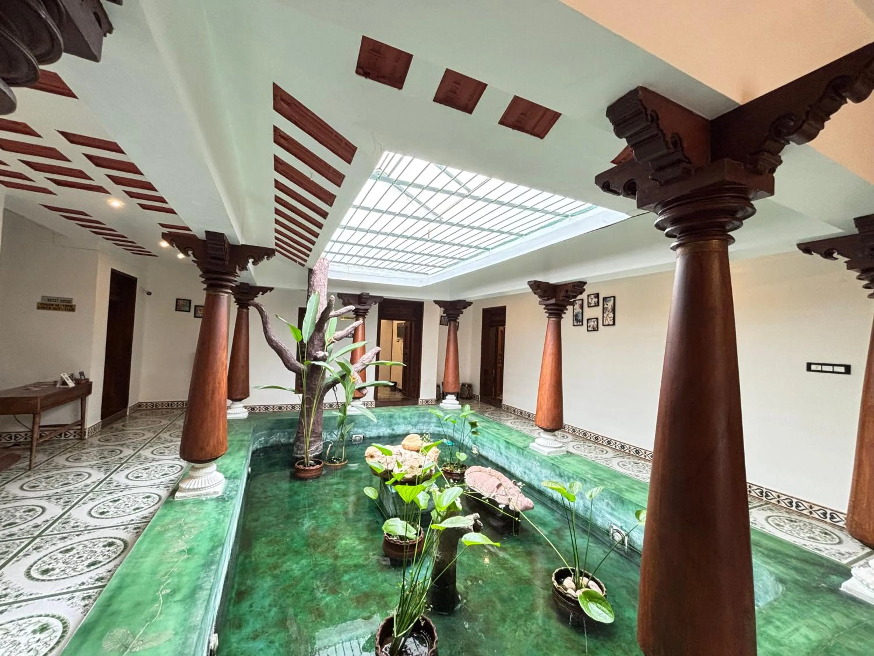 Inner courtyard view in Courtyard Castle Heritage Resort