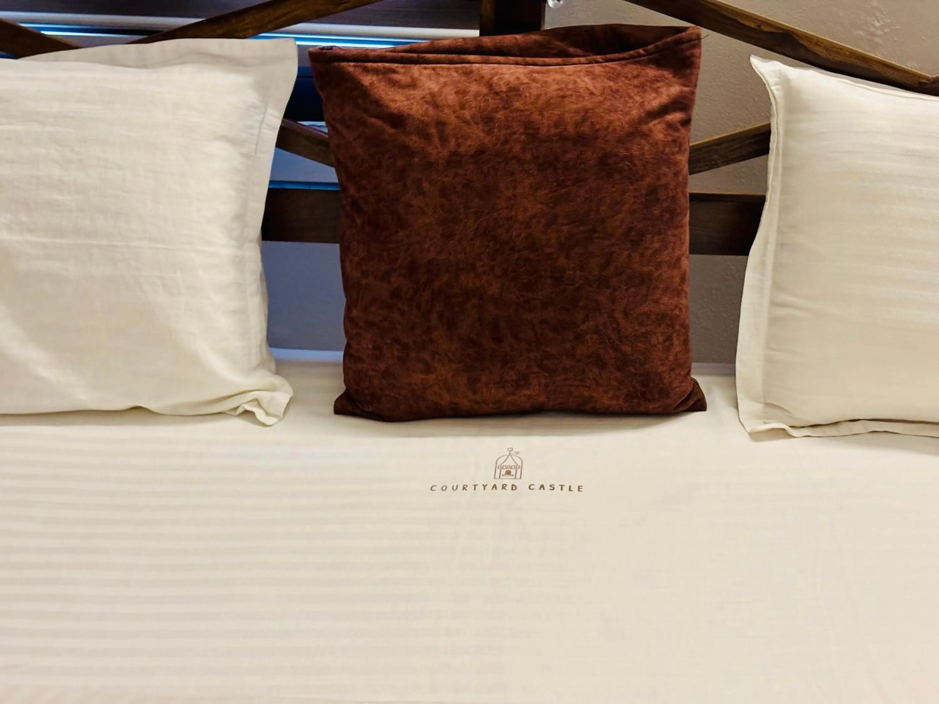 Bed in Courtyard Castle Heritage Resort