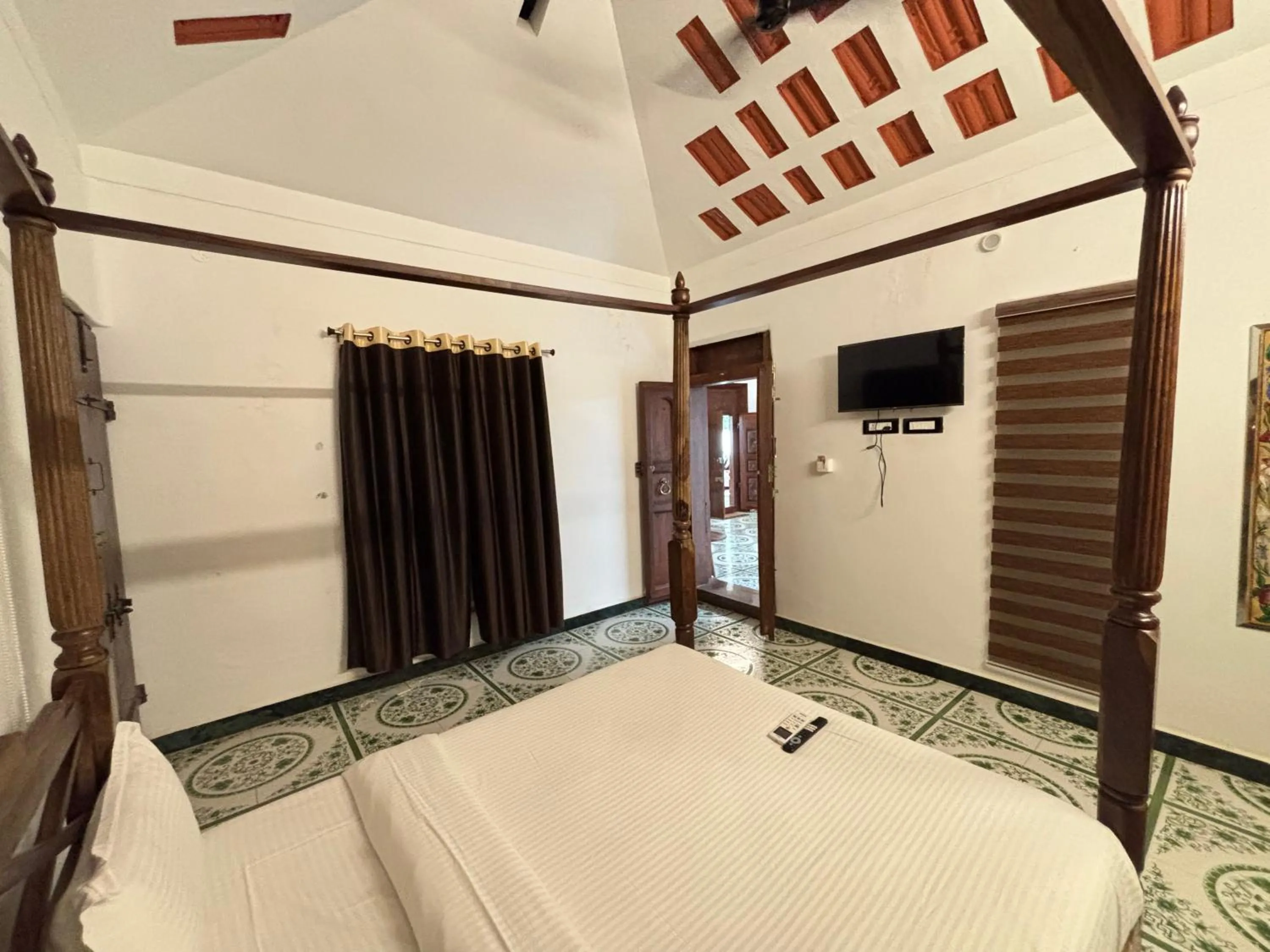 Bed in Courtyard Castle Heritage Resort