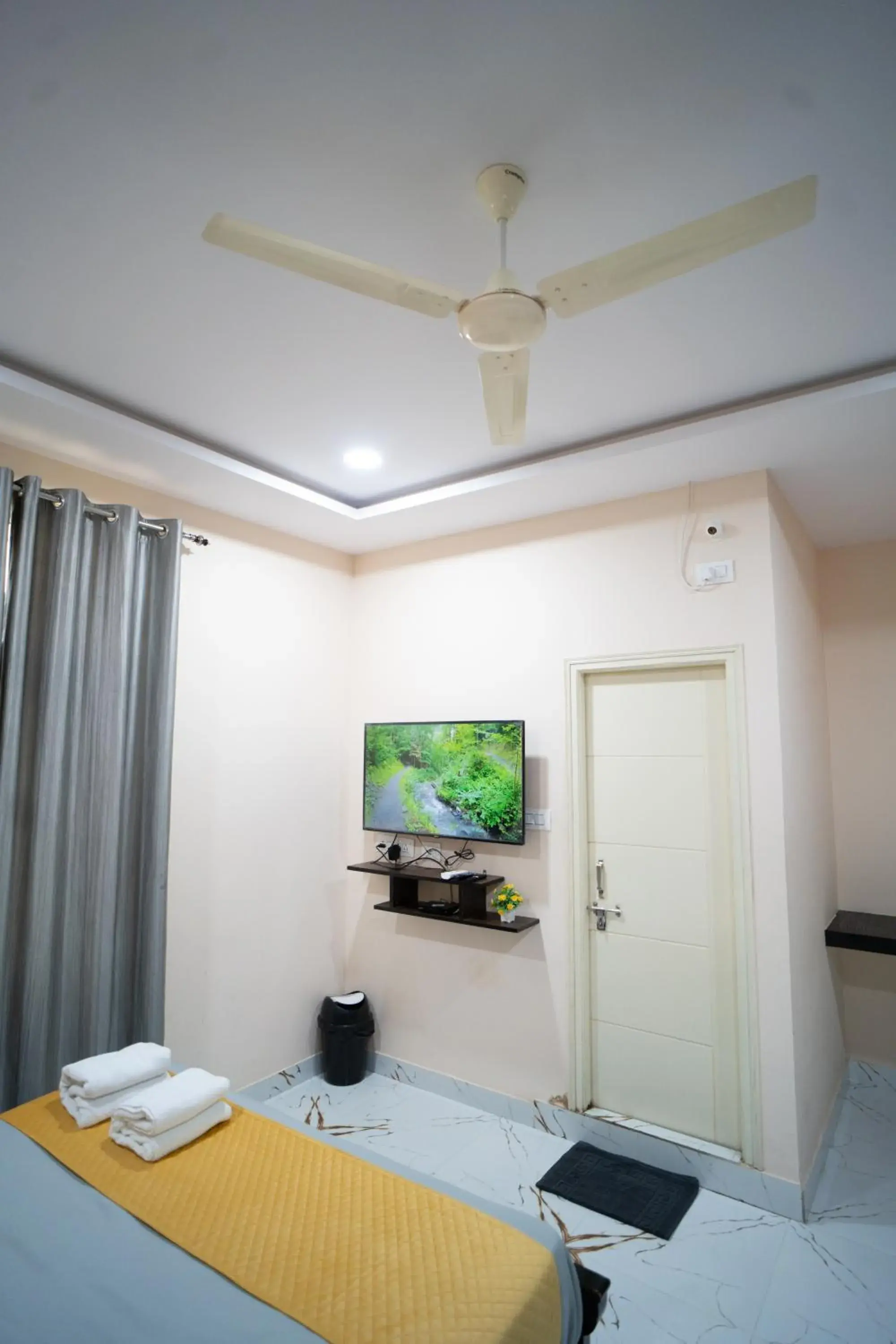 Bed in Yellow Bells Gachibowli Bed in Yellow Bells Gachibowli