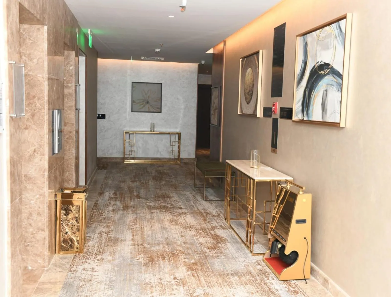 Floor plan in Renee Hotel