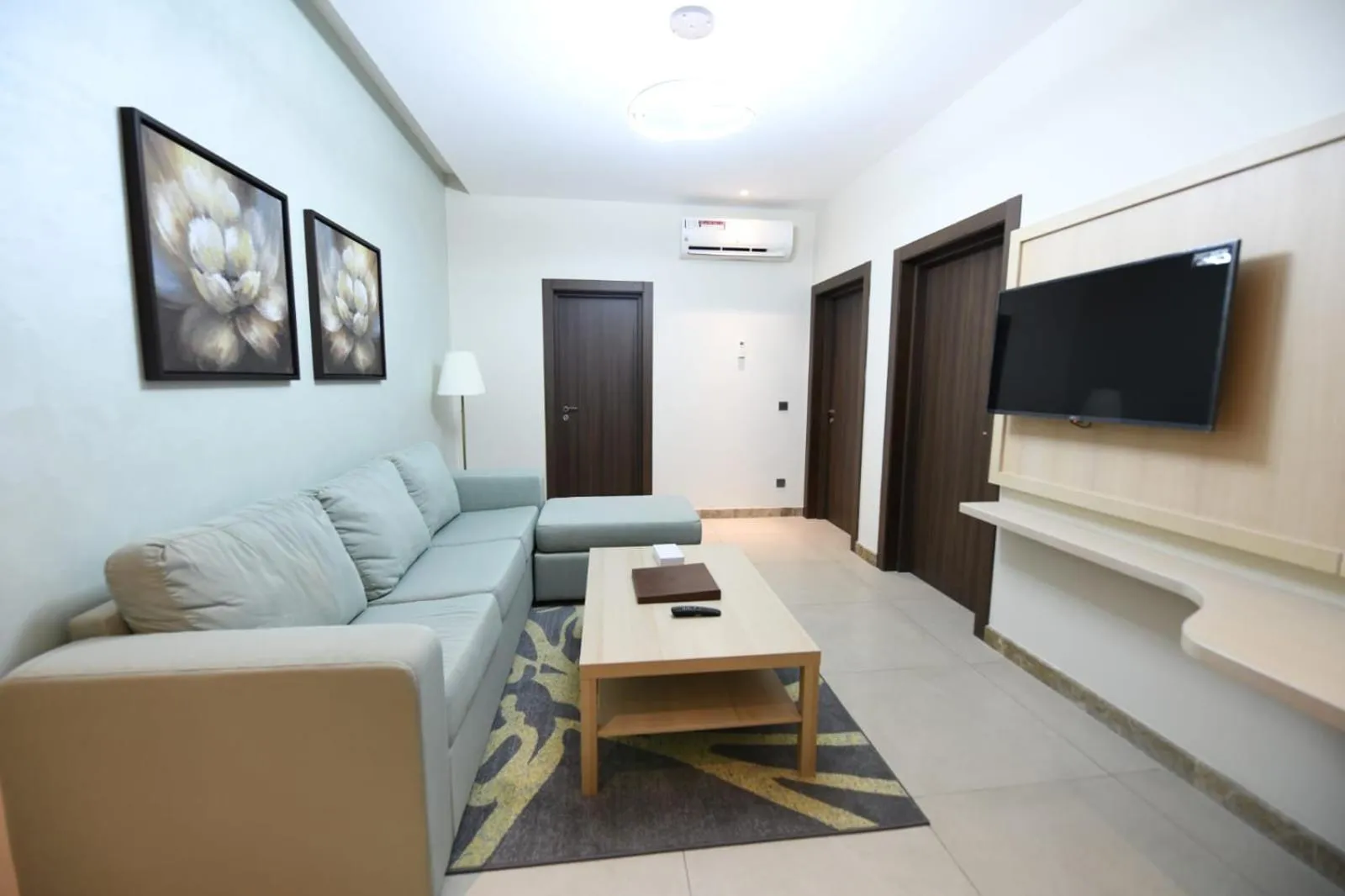 Living room in Renee Hotel