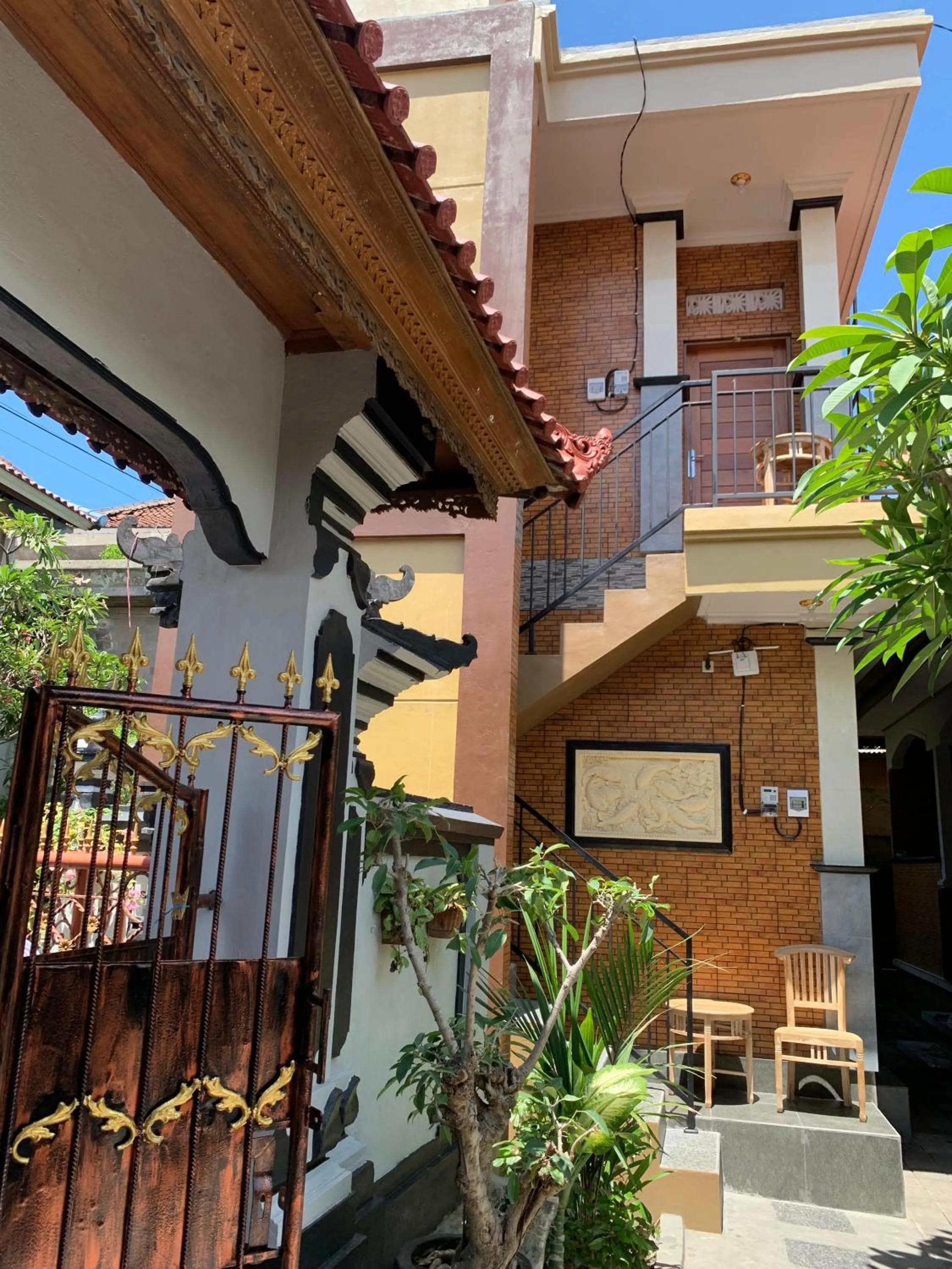 Tirtasuci House