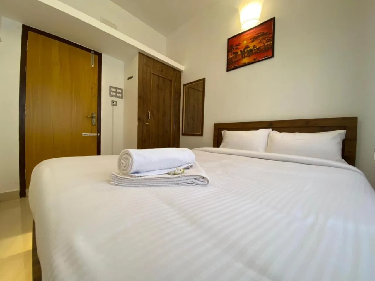 Bed in Le Poshe Luxury - TIE