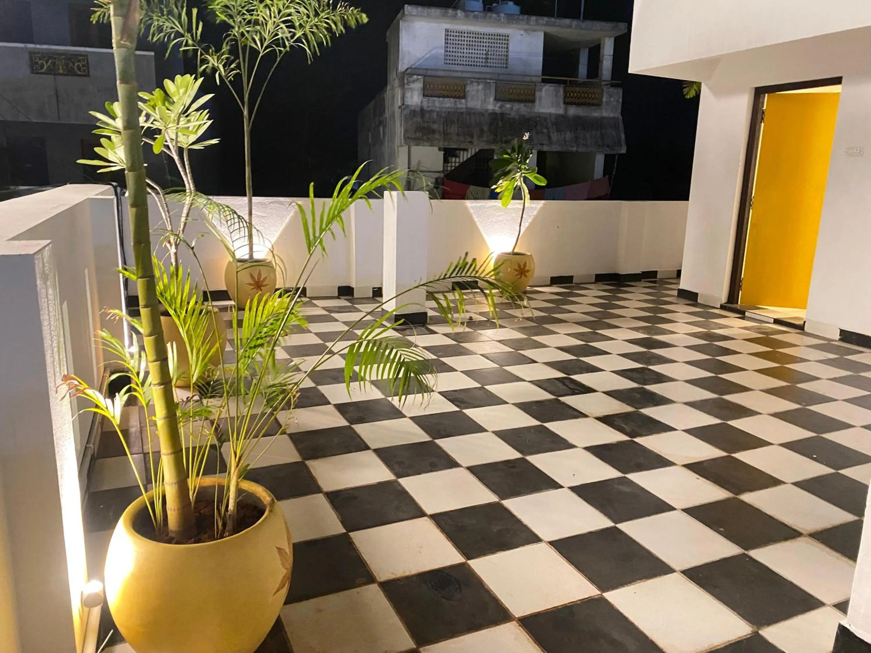 Balcony/Terrace in Le Poshe Luxury - TIE