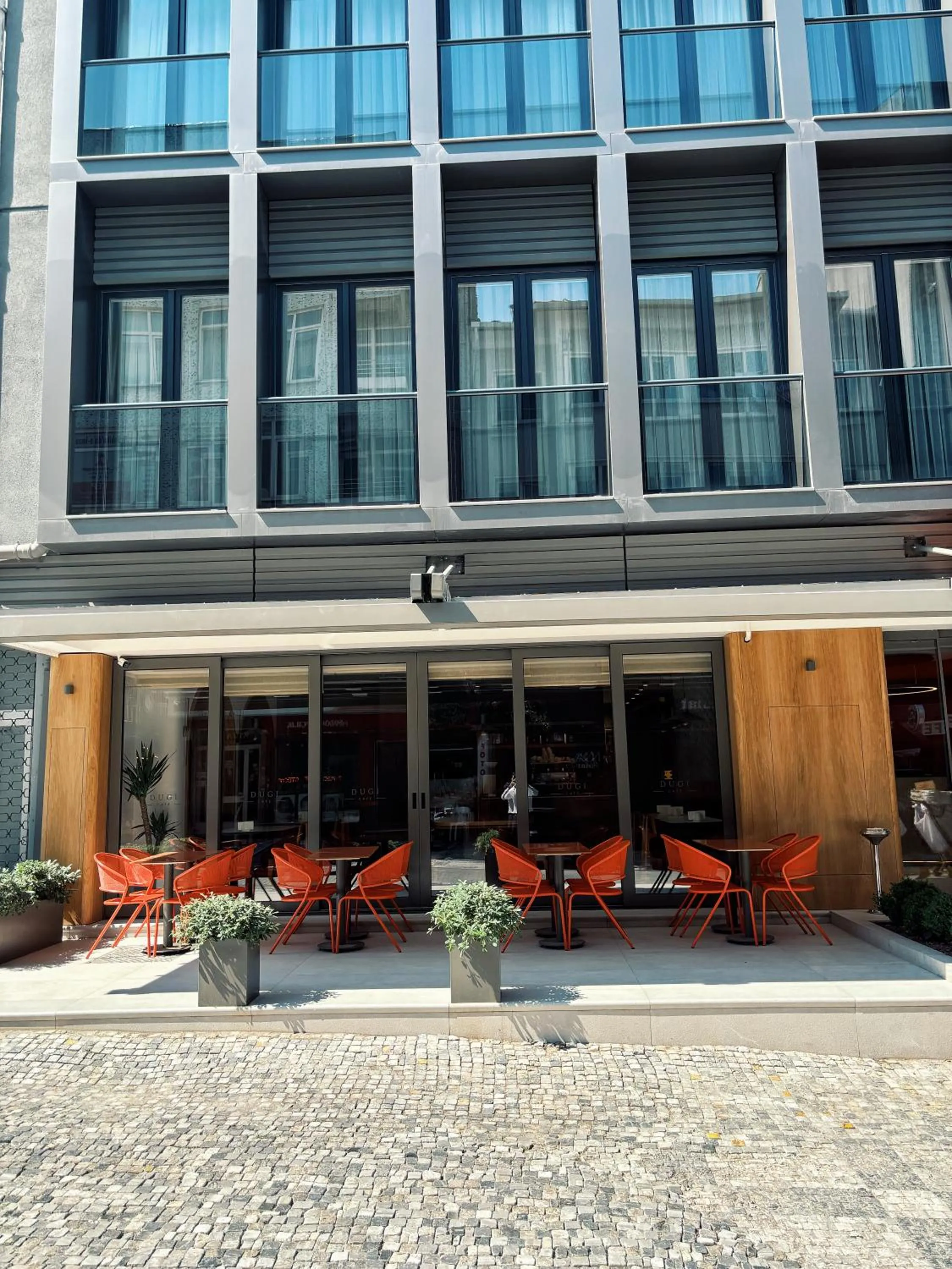 Property building in Dugi Hotel