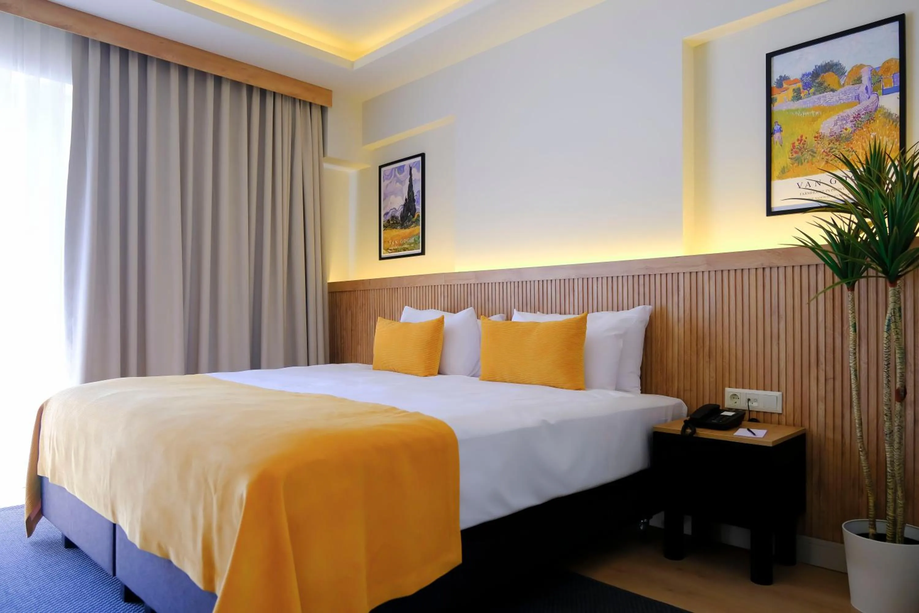 Bed in Dugi Hotel